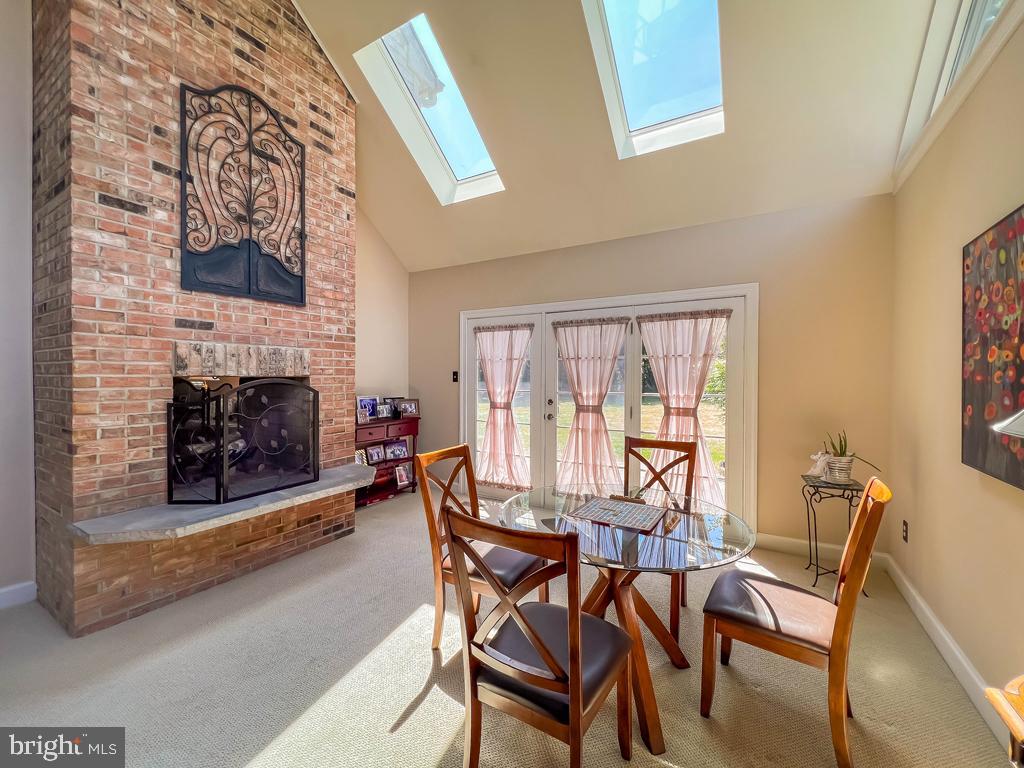 NORWALK - Residential