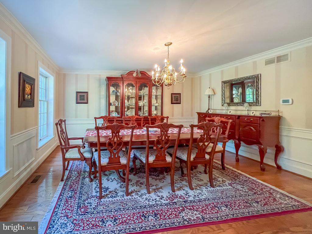 NORWALK - Residential