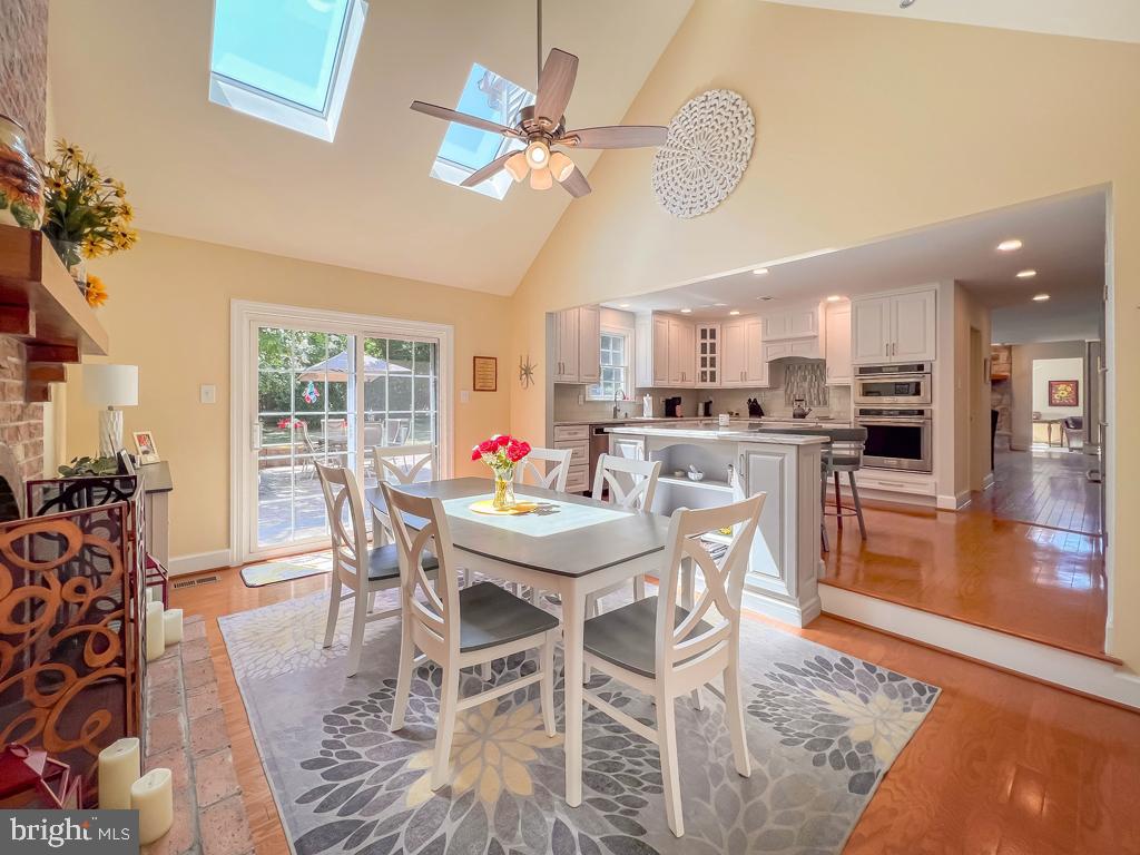 NORWALK - Residential