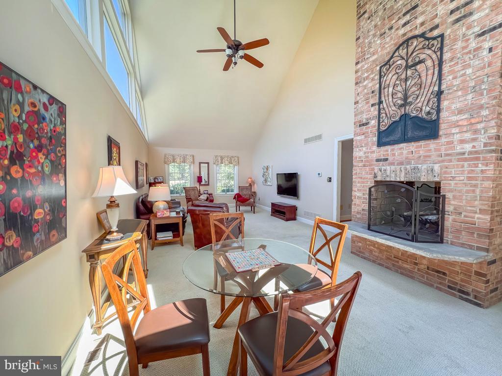 NORWALK - Residential