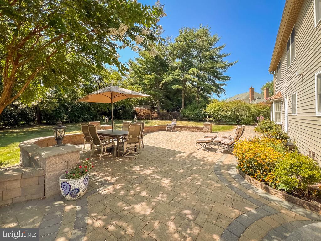 NORWALK - Residential