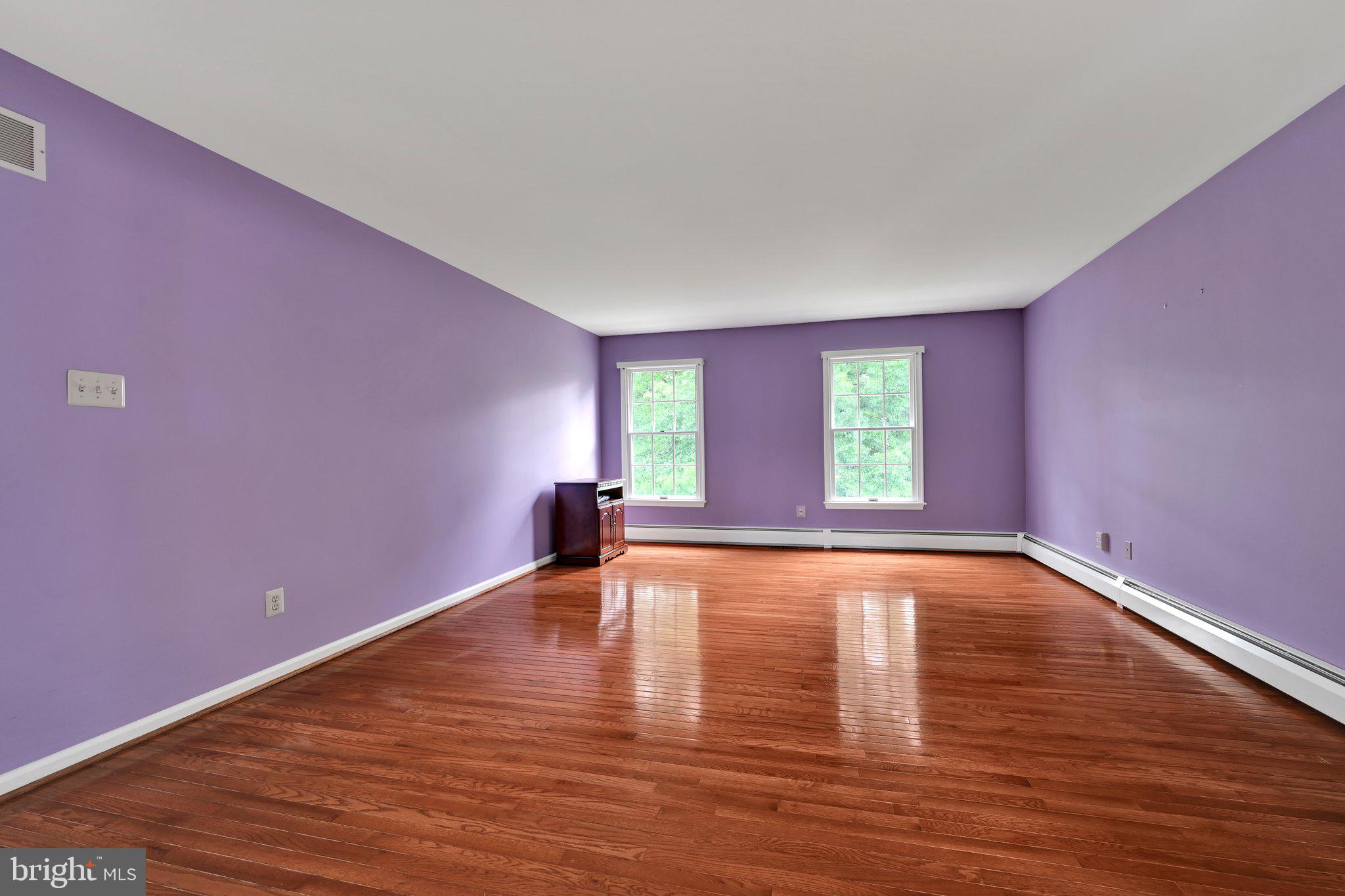 WEAVERS POND - Residential