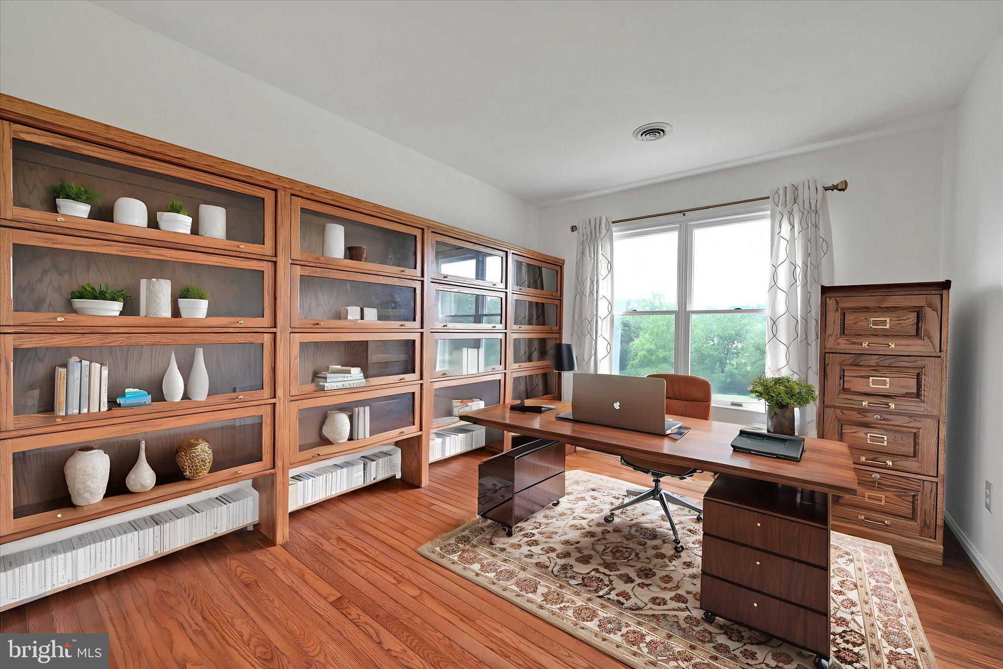 WEAVERS POND - Residential