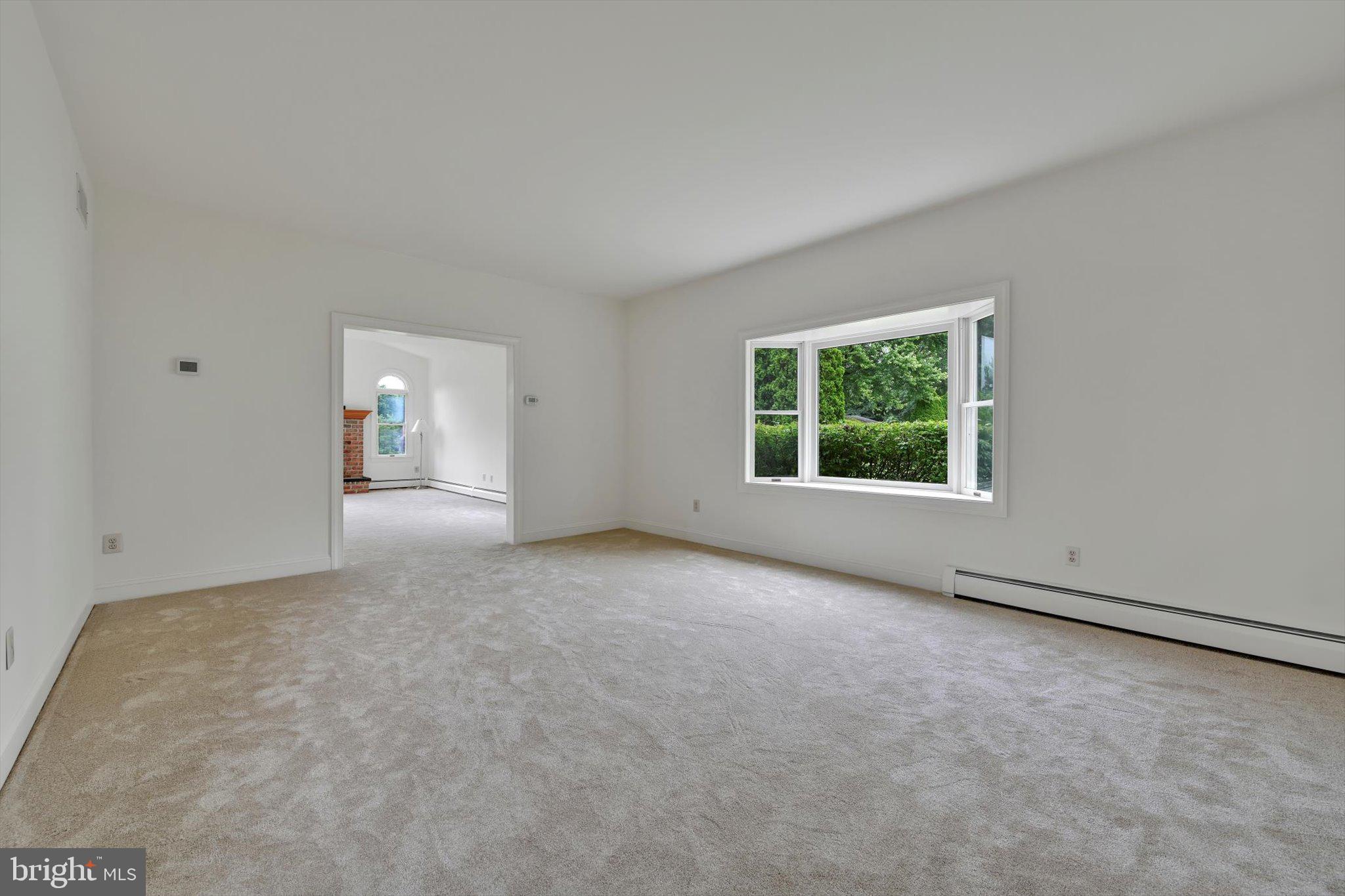 WEAVERS POND - Residential