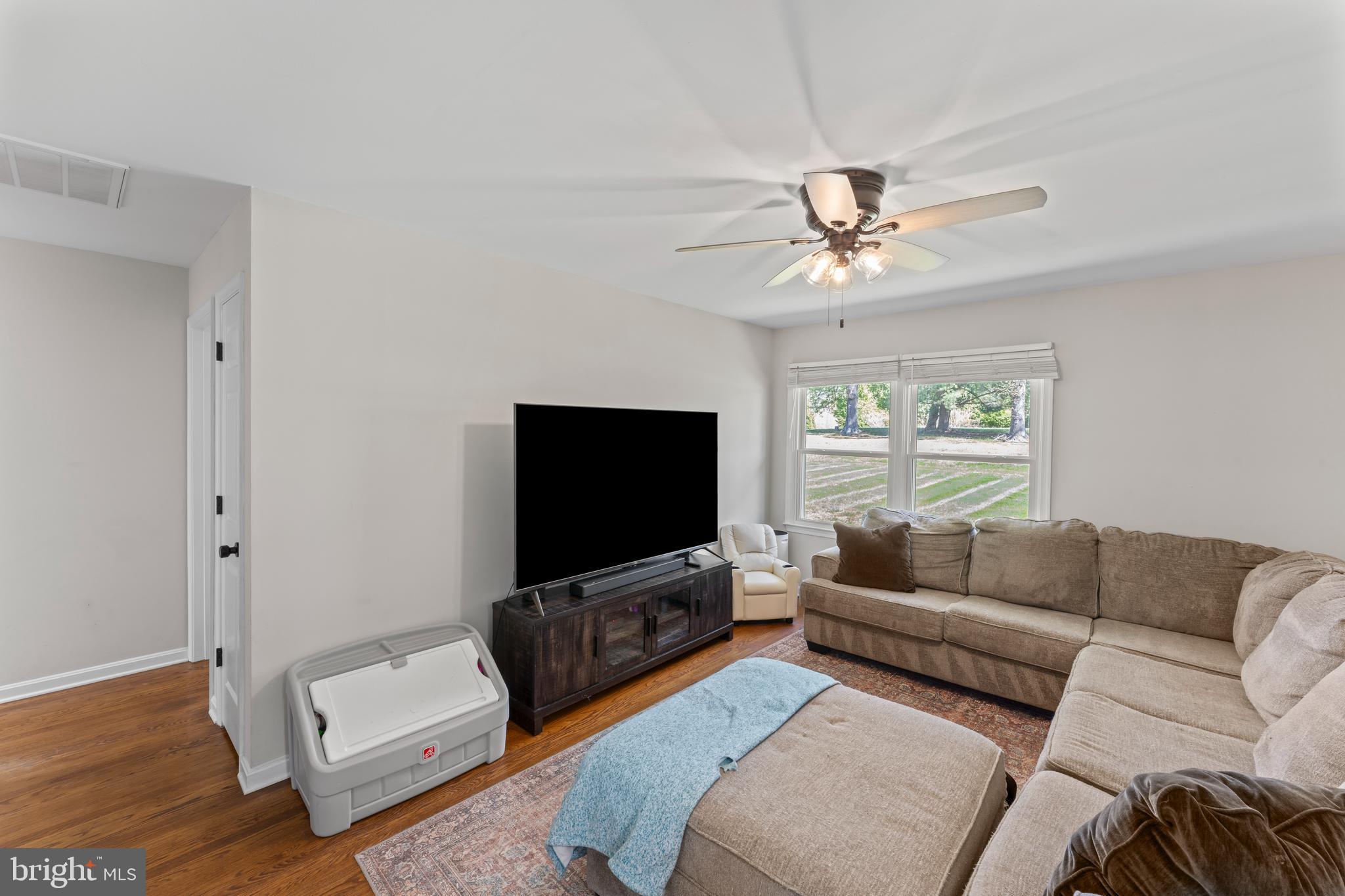 EDEN ESTATES - Residential