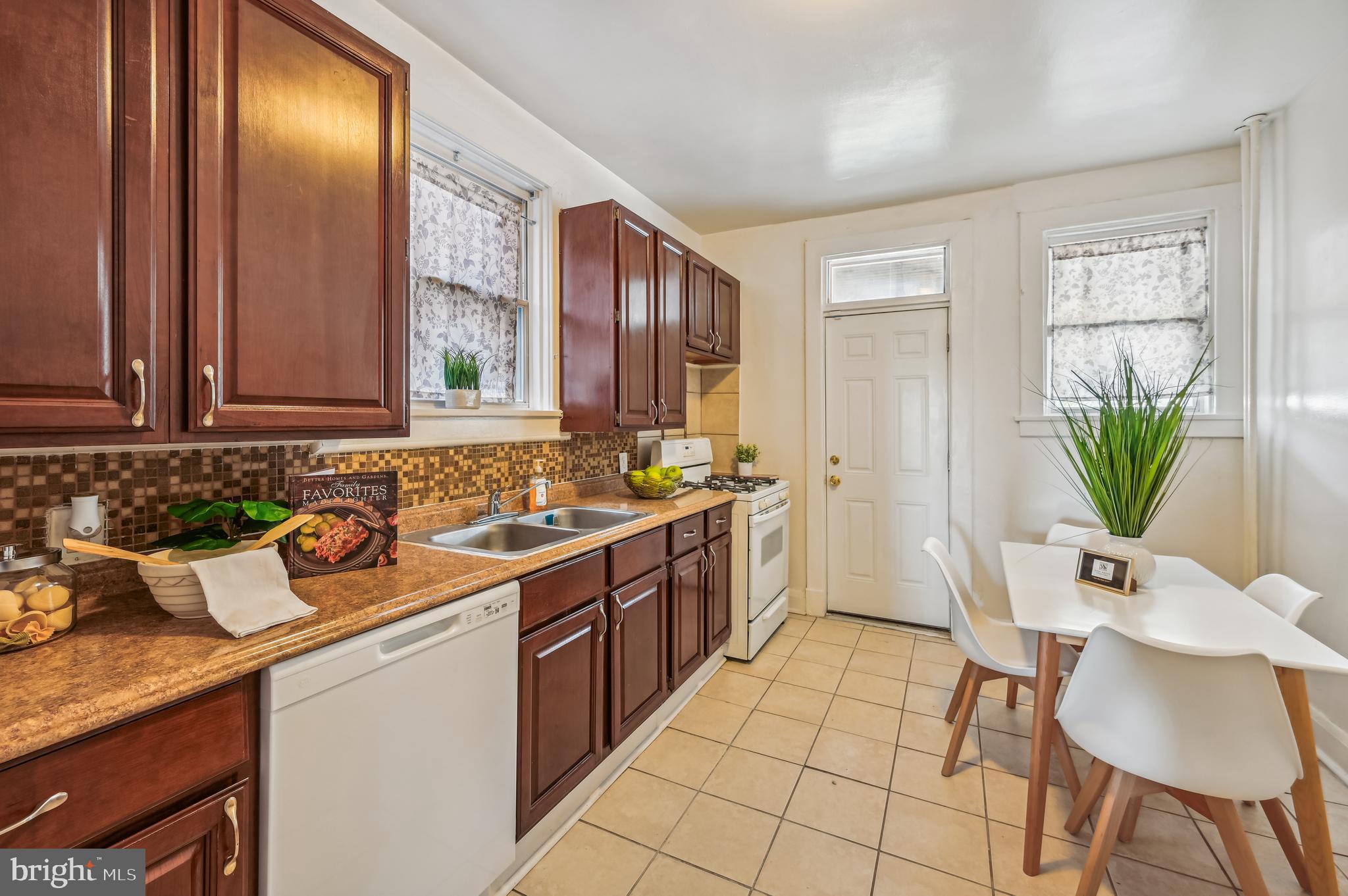 WALTHERSON - Residential