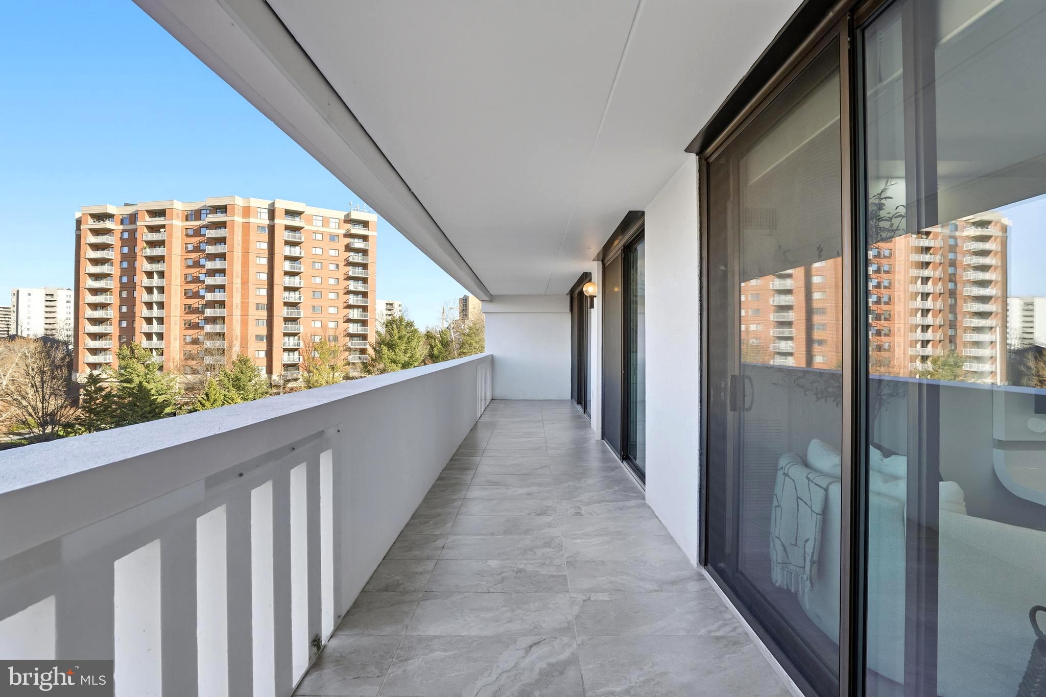 ALEXANDRIA KNOLLS - Residential