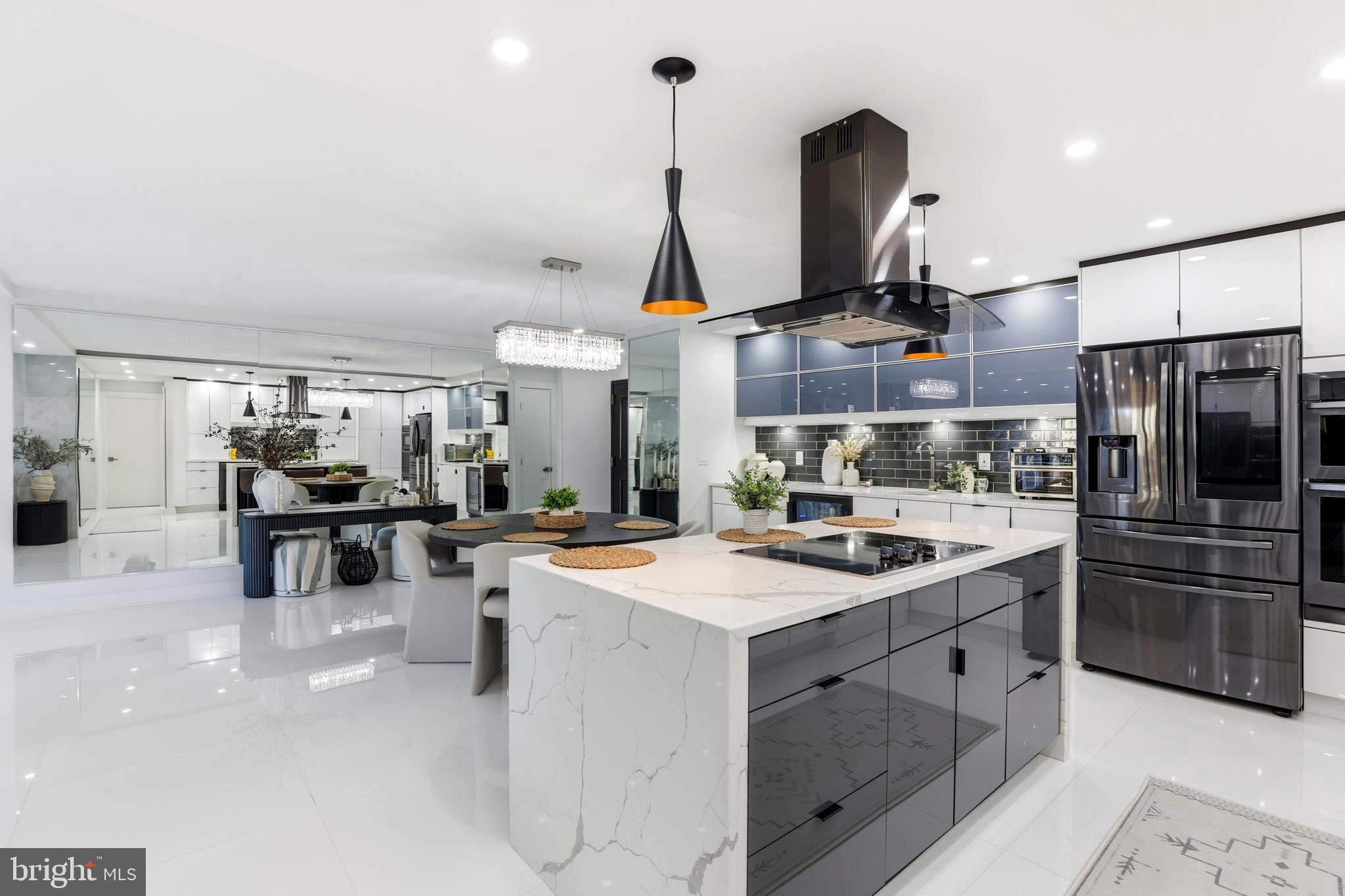 ALEXANDRIA KNOLLS - Residential