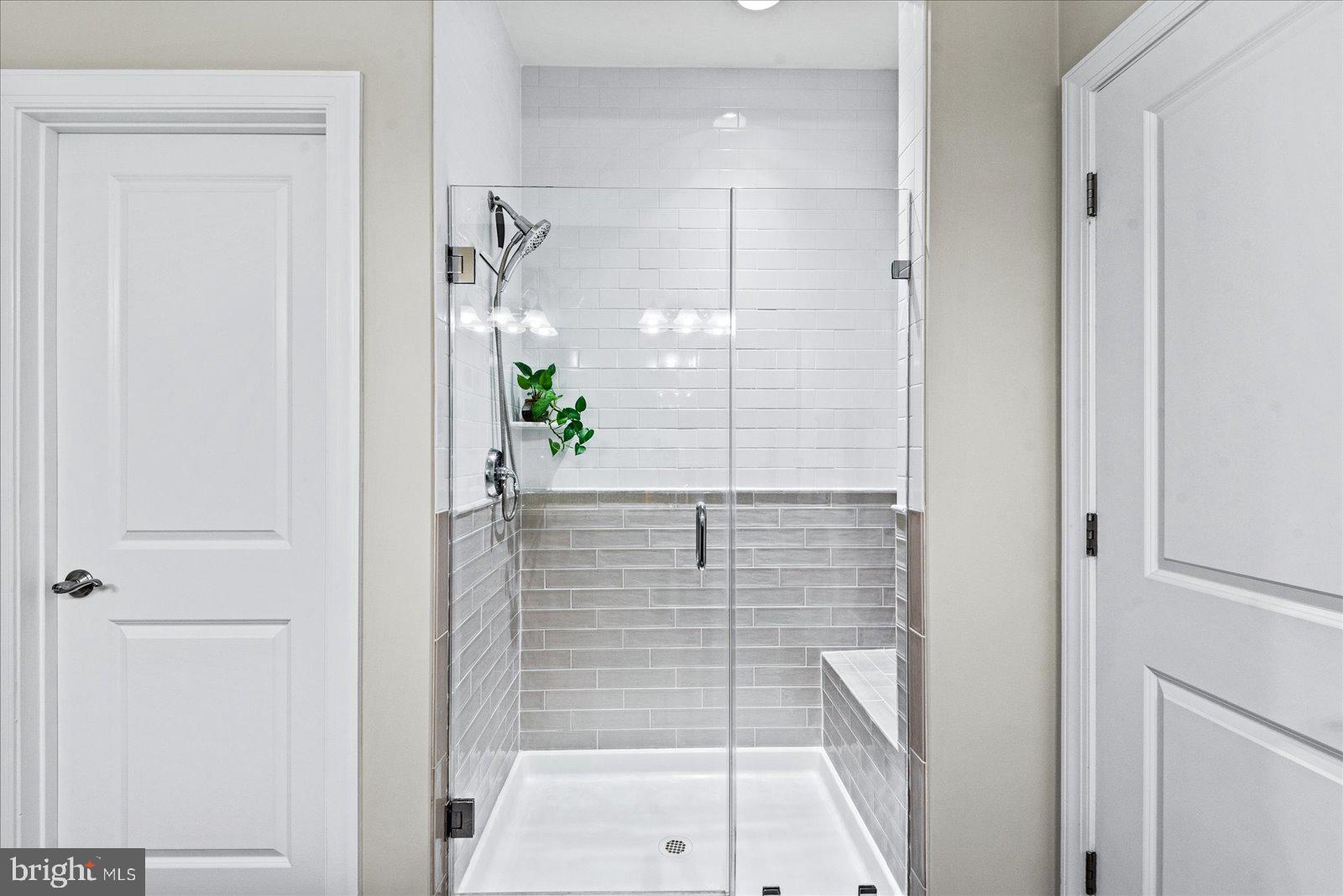 EMBREY MILL - Residential