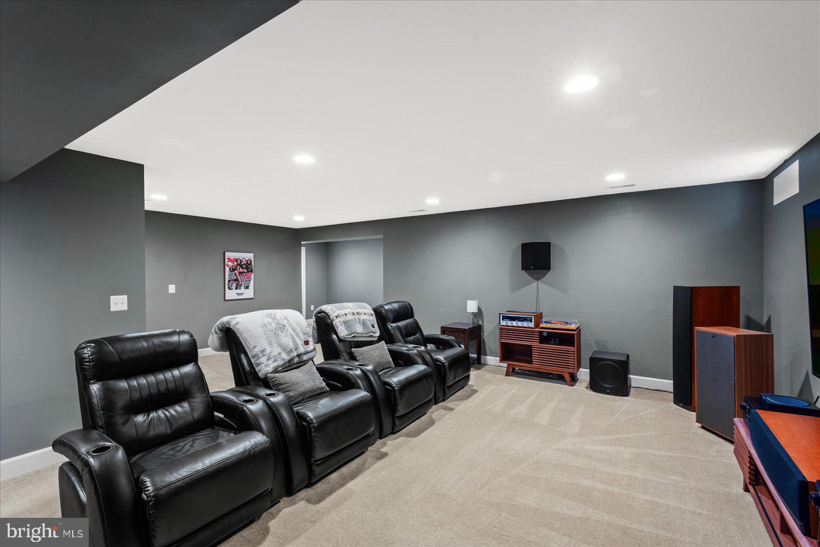 EMBREY MILL - Residential