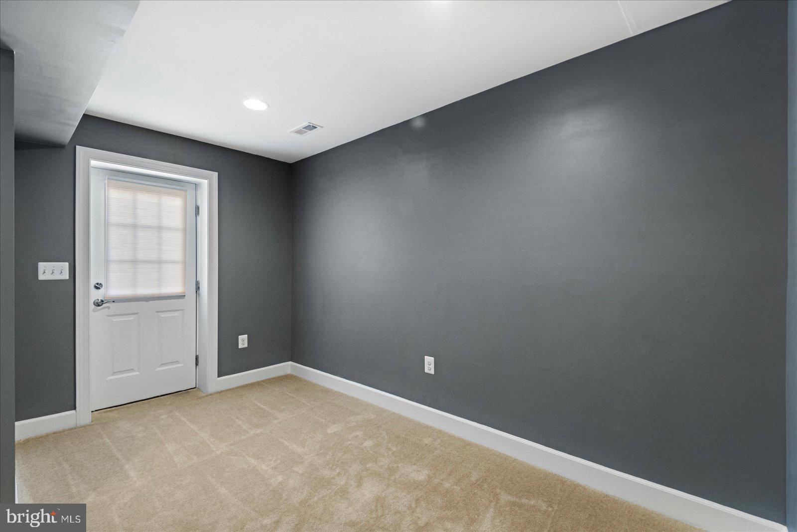 EMBREY MILL - Residential