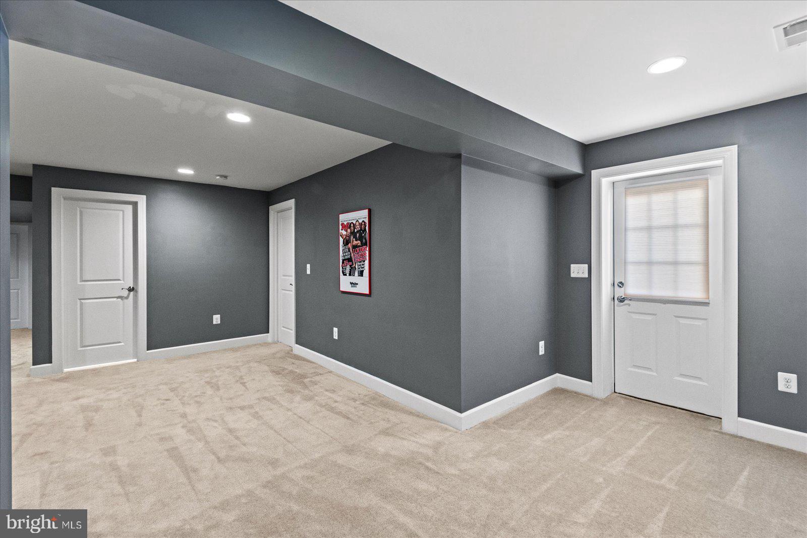 EMBREY MILL - Residential