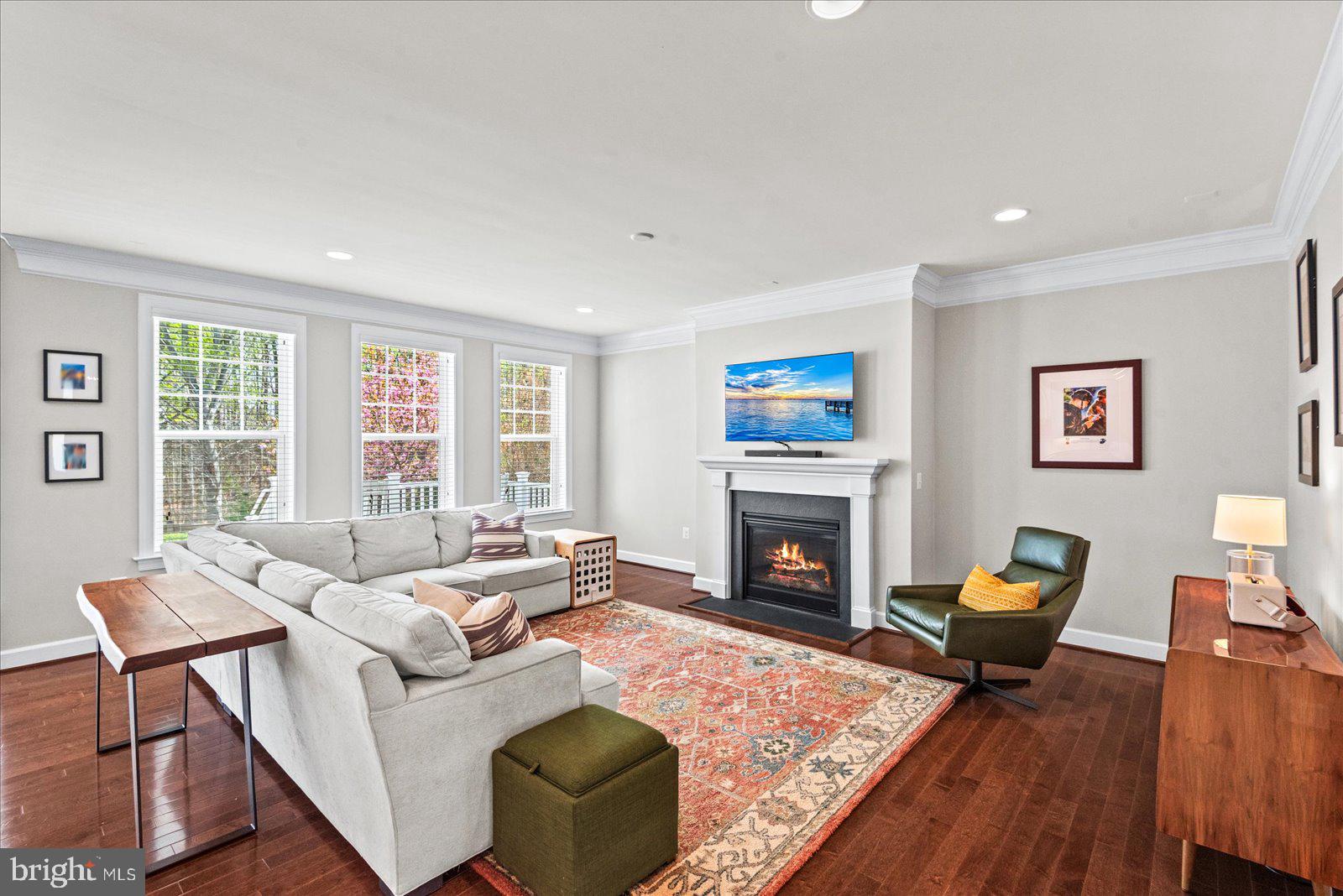 EMBREY MILL - Residential