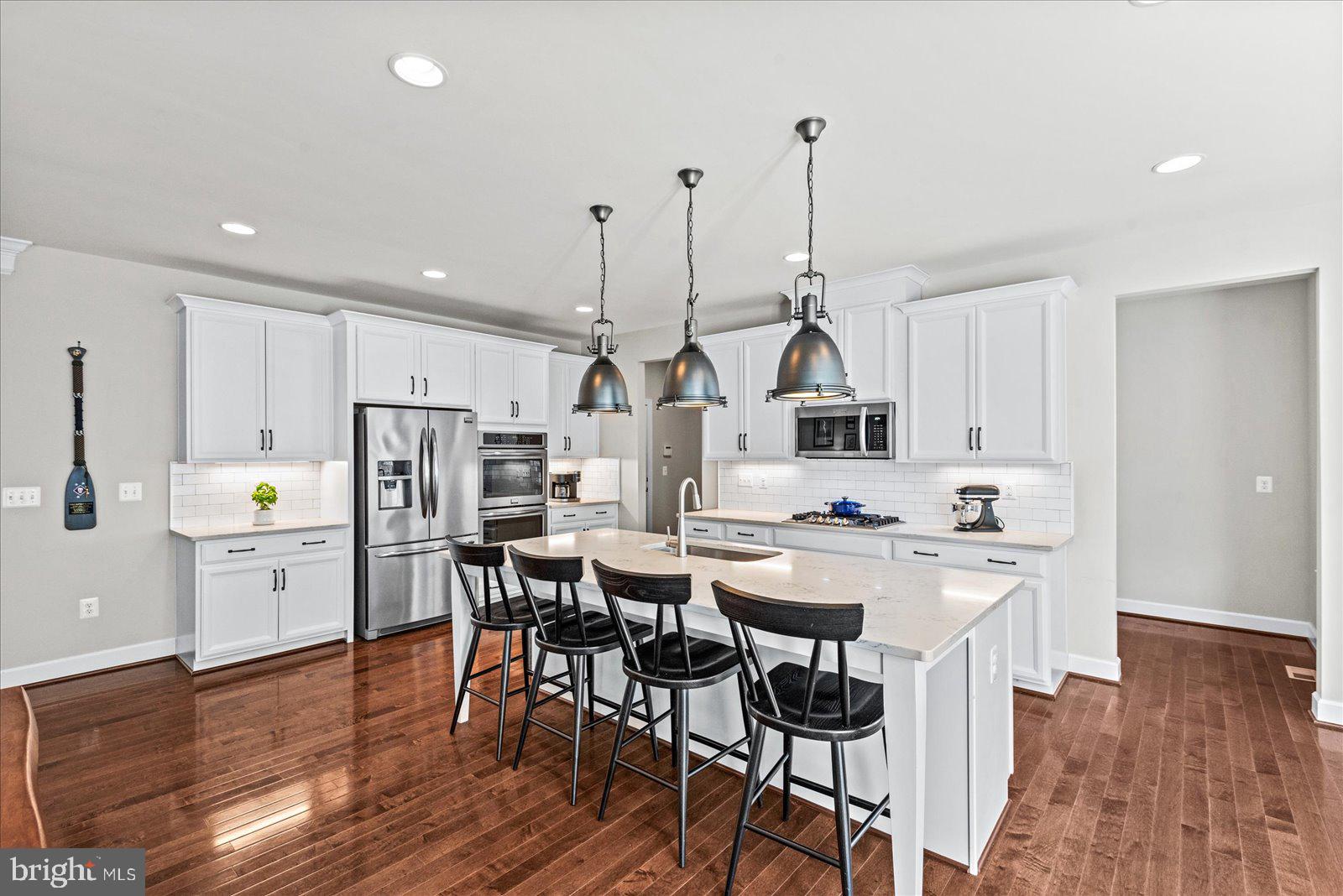 EMBREY MILL - Residential