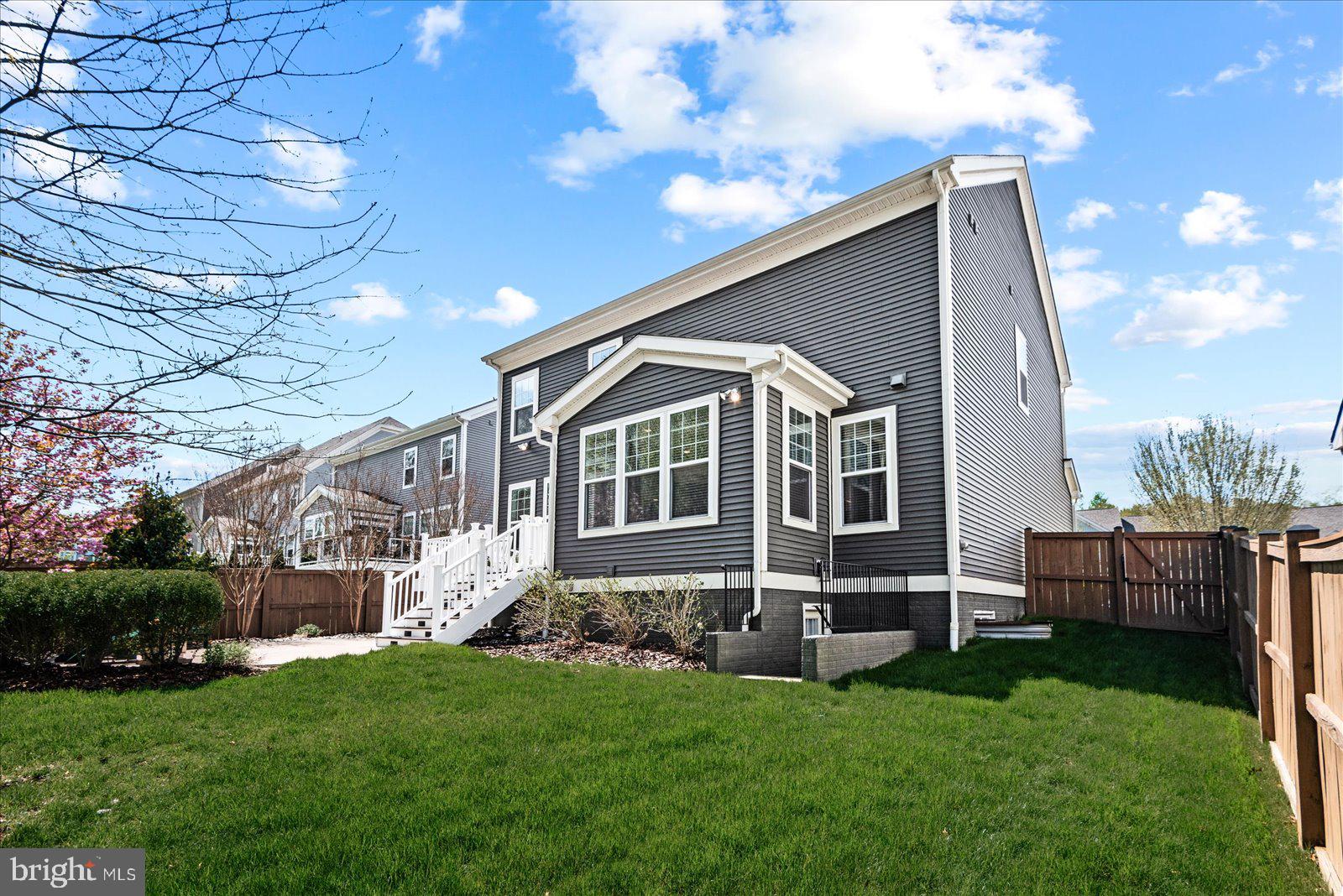 EMBREY MILL - Residential