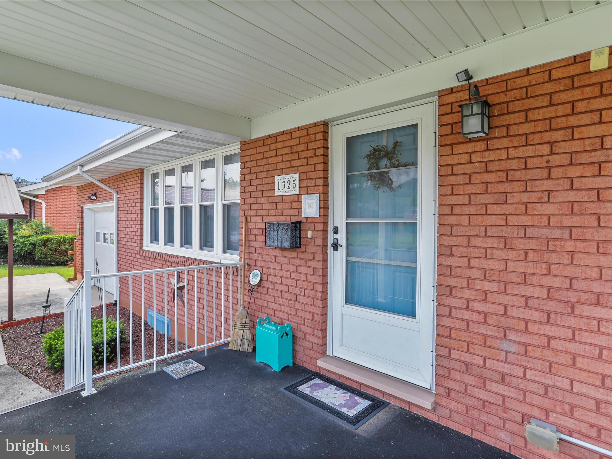 AIRPORT ADDITION - Residential