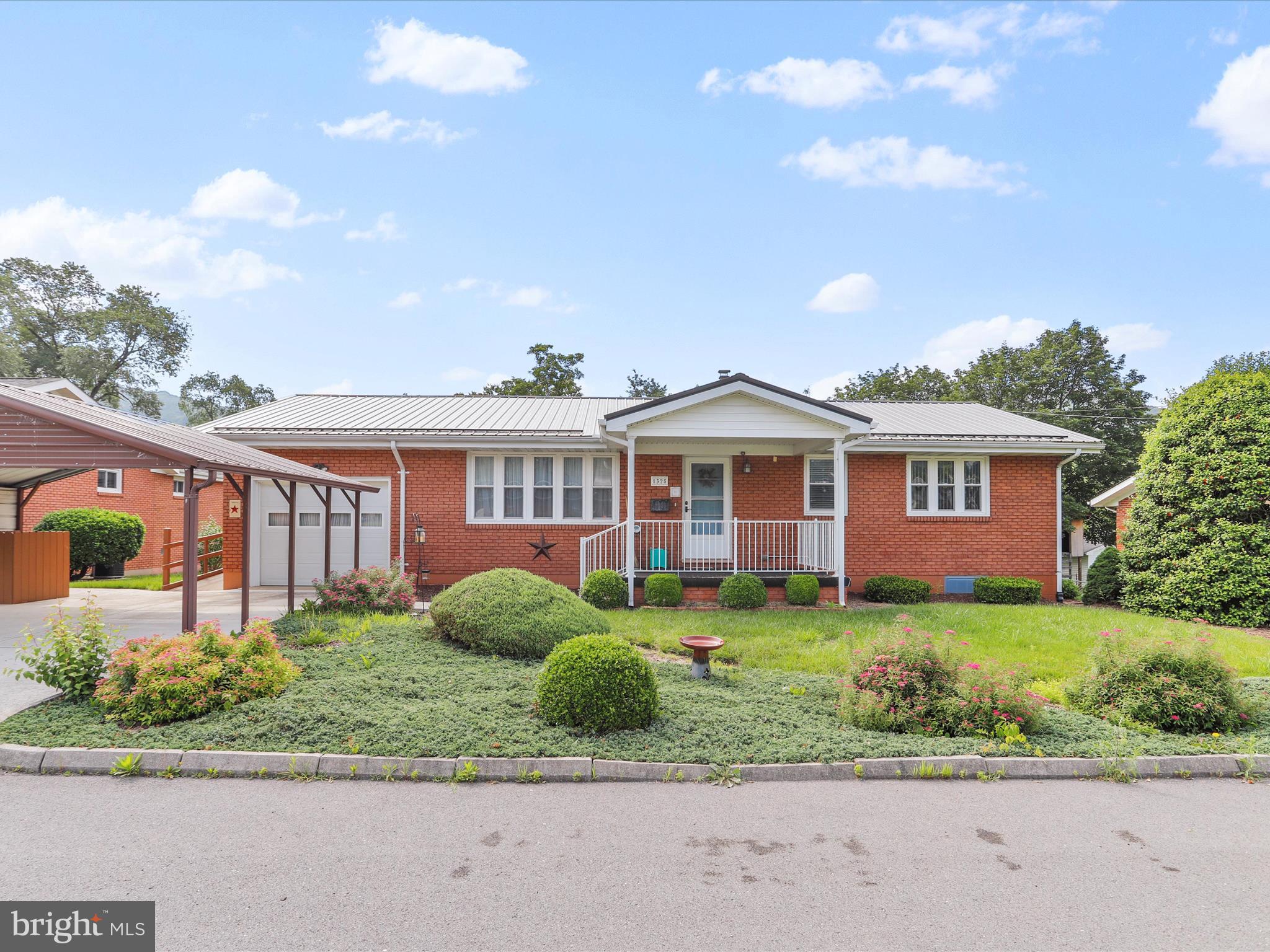 AIRPORT ADDITION - Residential