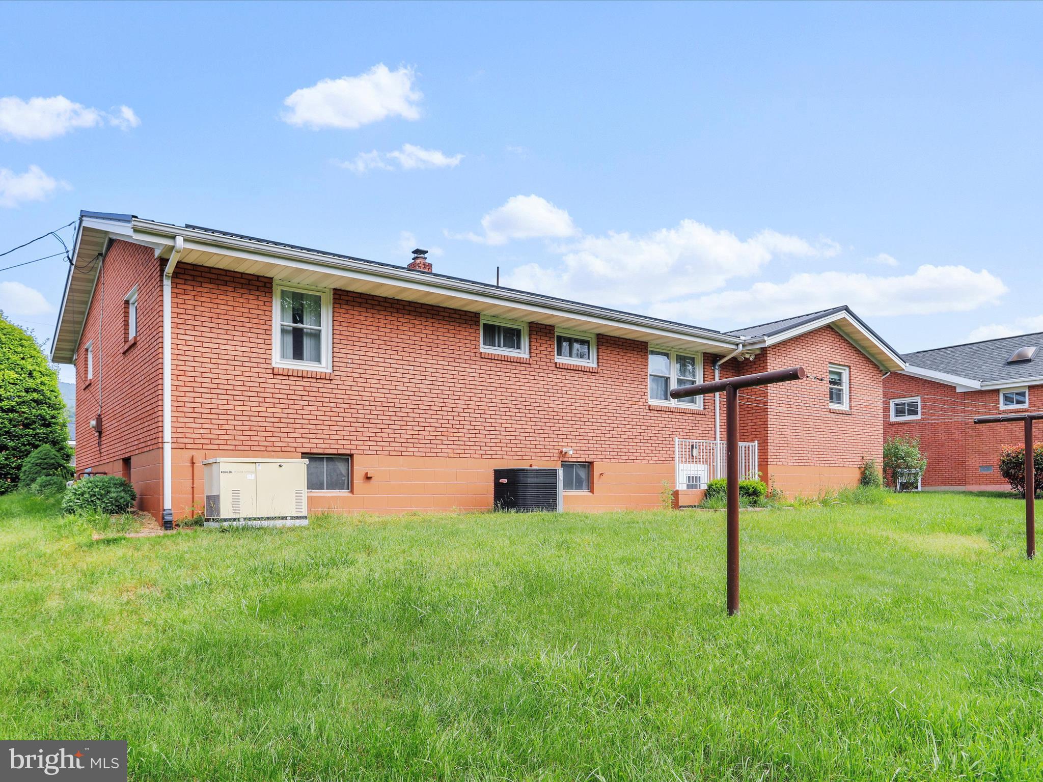 AIRPORT ADDITION - Residential