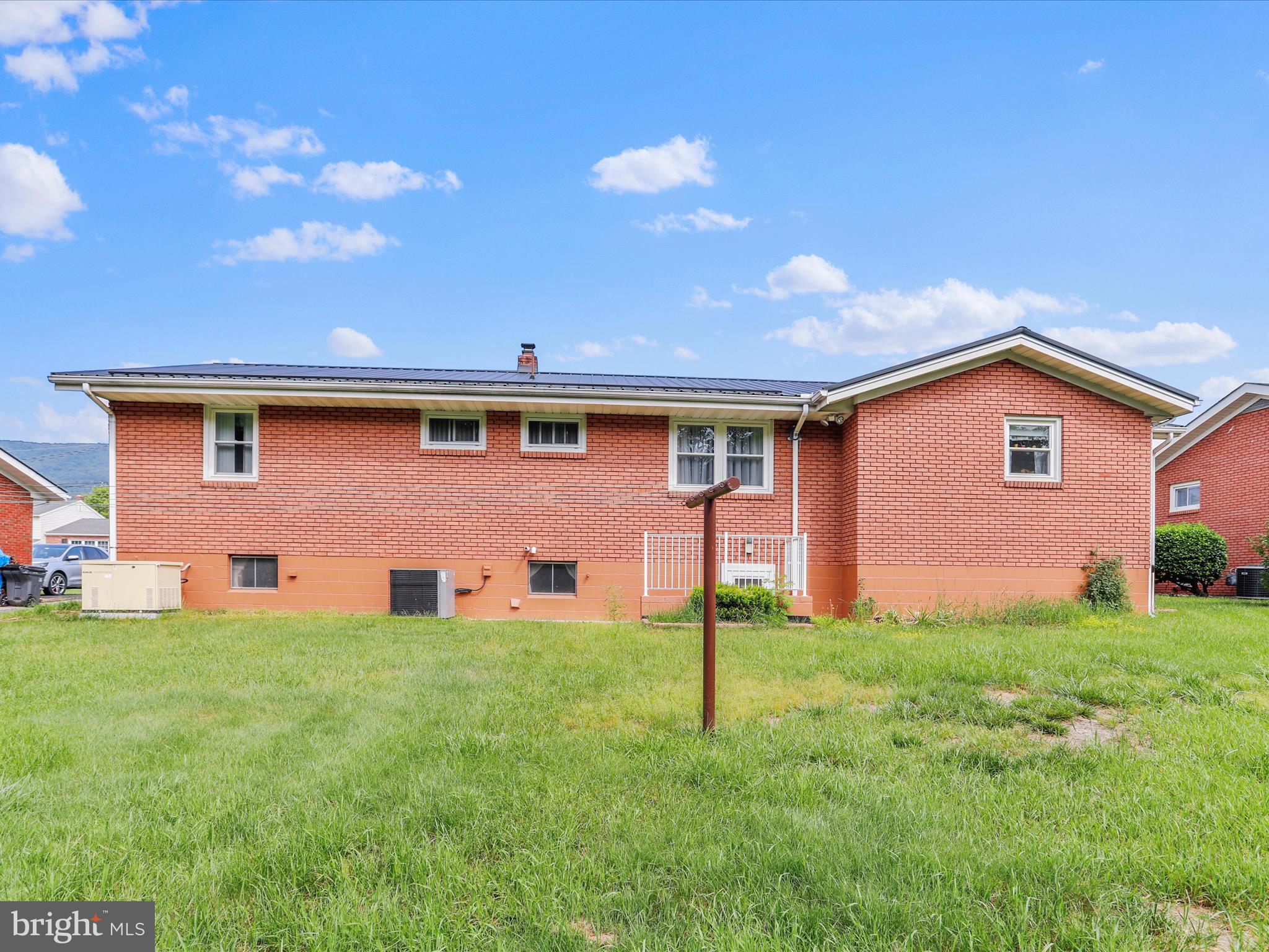 AIRPORT ADDITION - Residential