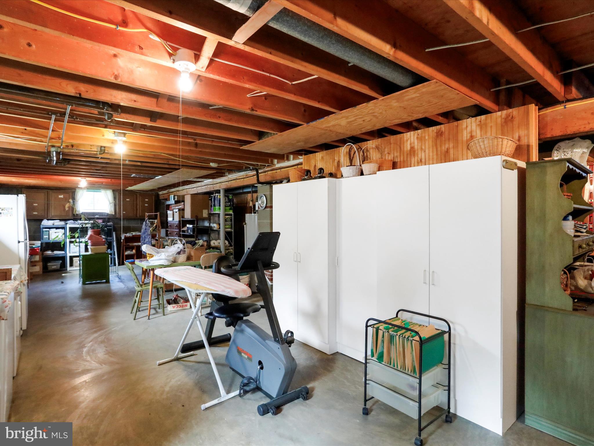 AIRPORT ADDITION - Residential