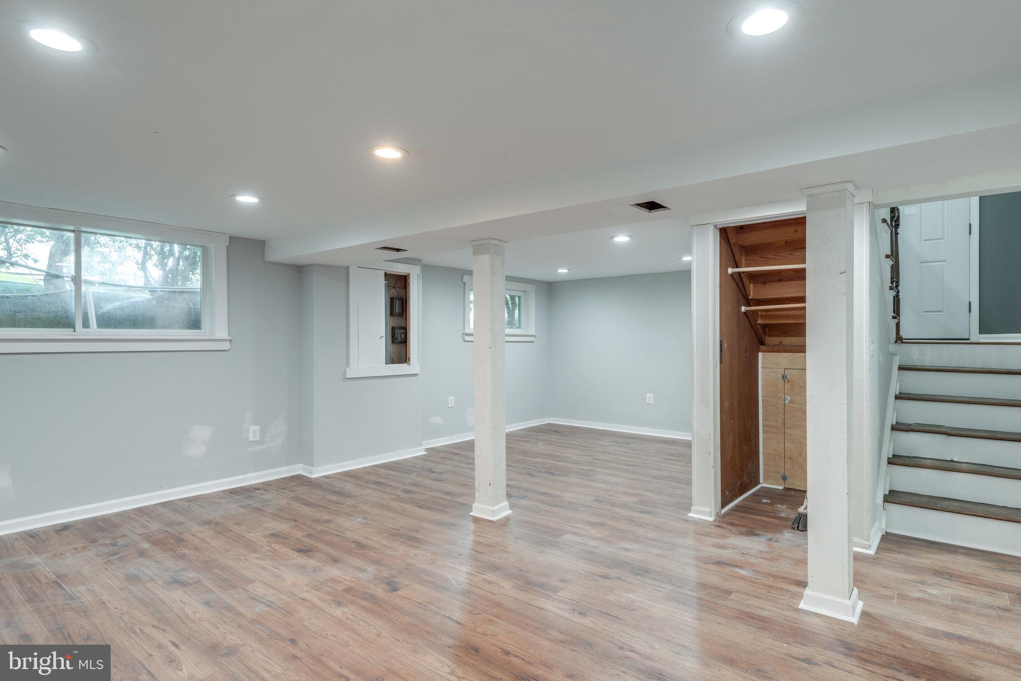 RIDGEVIEW - Residential