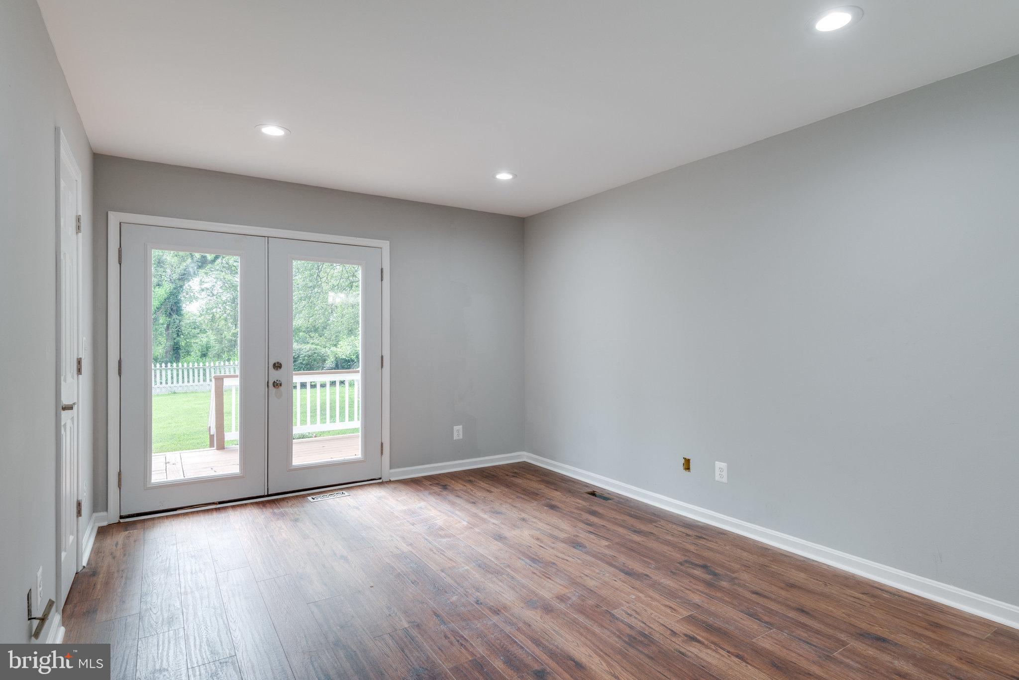 RIDGEVIEW - Residential