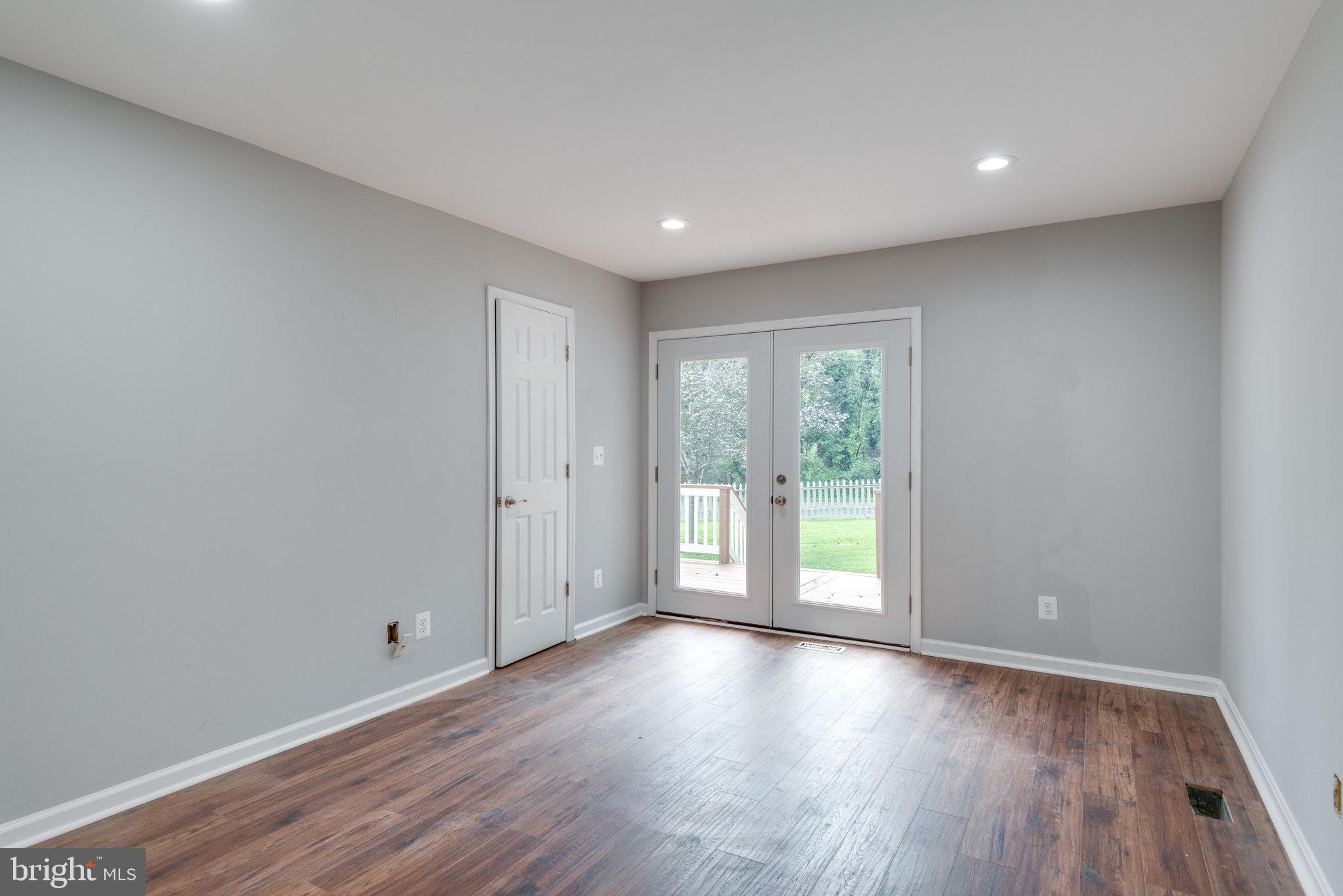 RIDGEVIEW - Residential