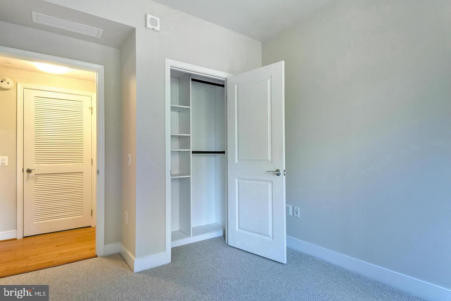 LIONSGATE - Residential Lease