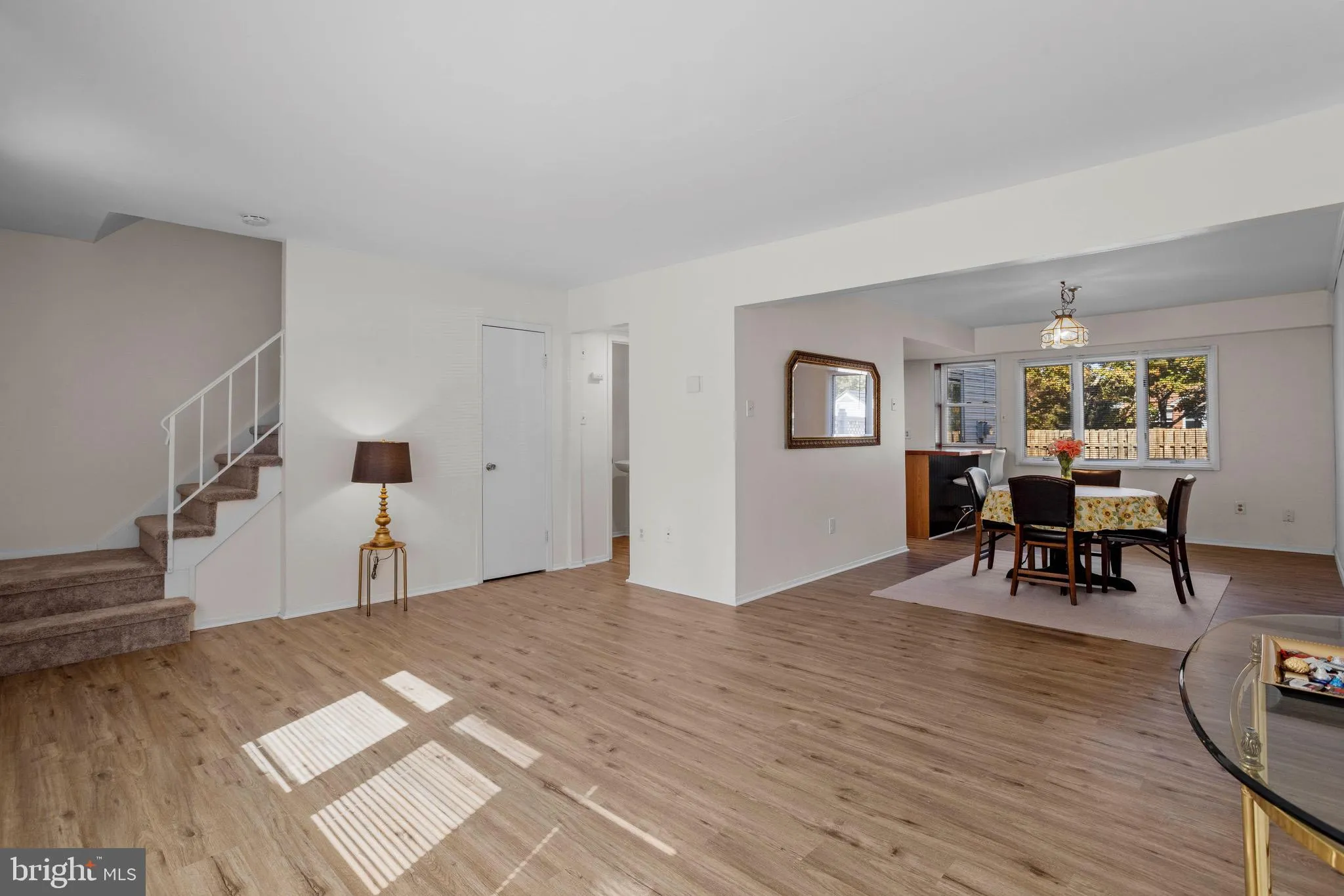 Willingboro, New Jersey 08046, United States, 2 Bedrooms Bedrooms, ,2 BathroomsBathrooms,Residential,Pending,37672