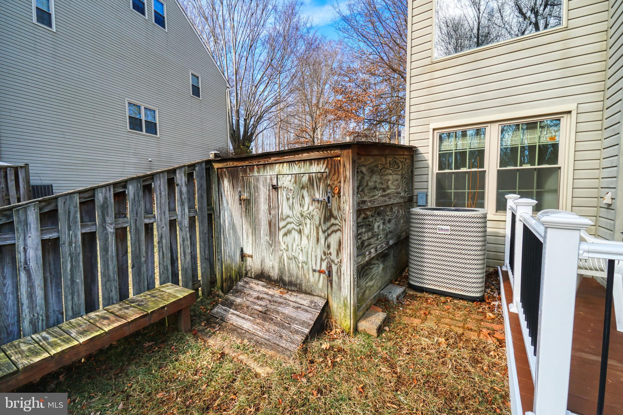 BOWLING BROOK FARMS - Residential Lease