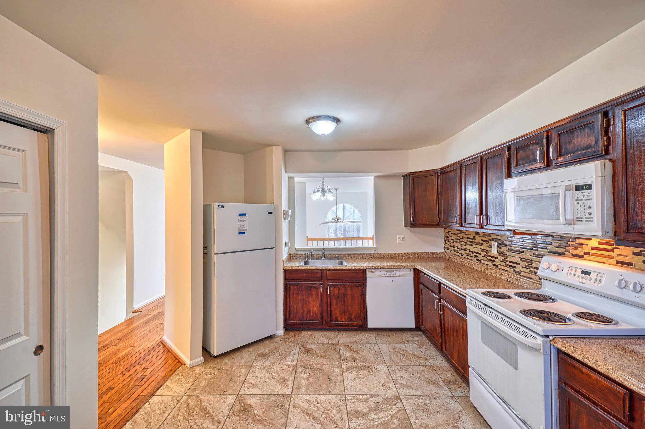 BOWLING BROOK FARMS - Residential Lease