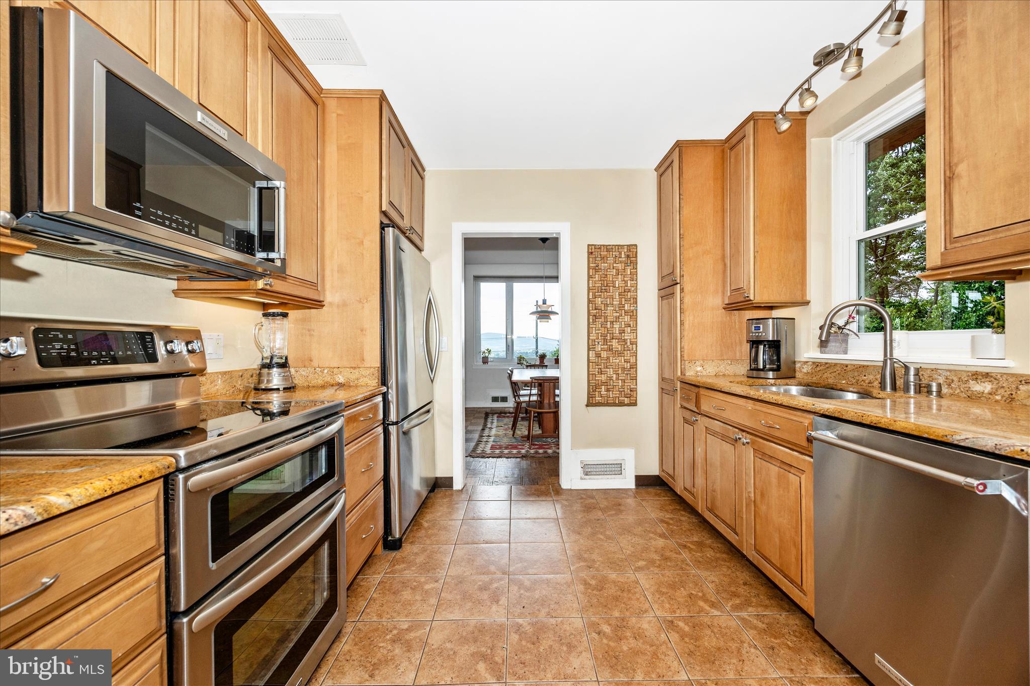 BRADDOCK HEIGHTS - Residential