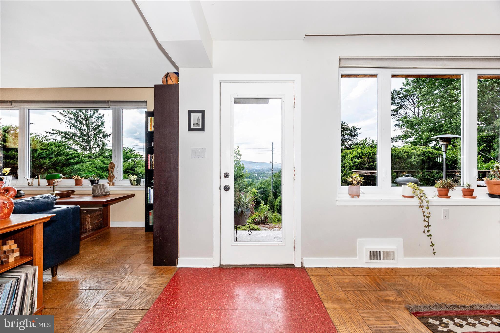 BRADDOCK HEIGHTS - Residential