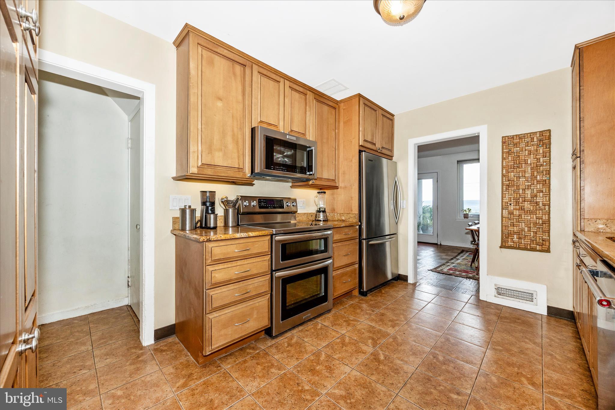 BRADDOCK HEIGHTS - Residential