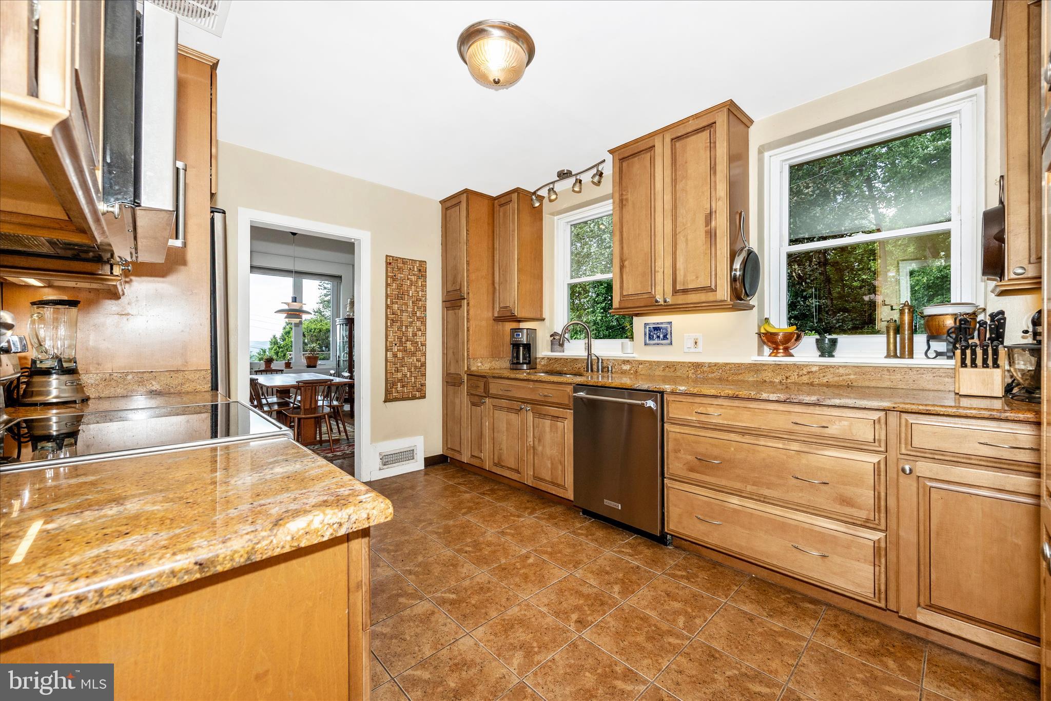 BRADDOCK HEIGHTS - Residential