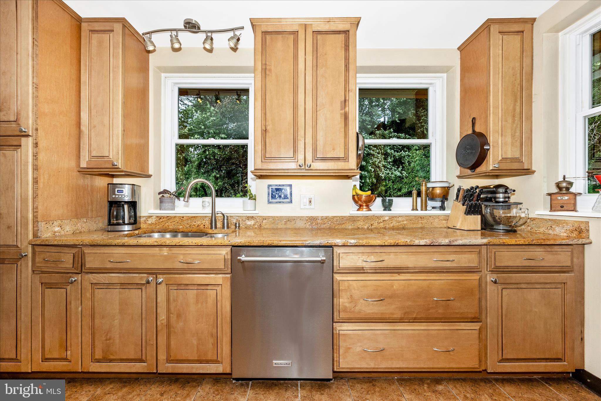 BRADDOCK HEIGHTS - Residential