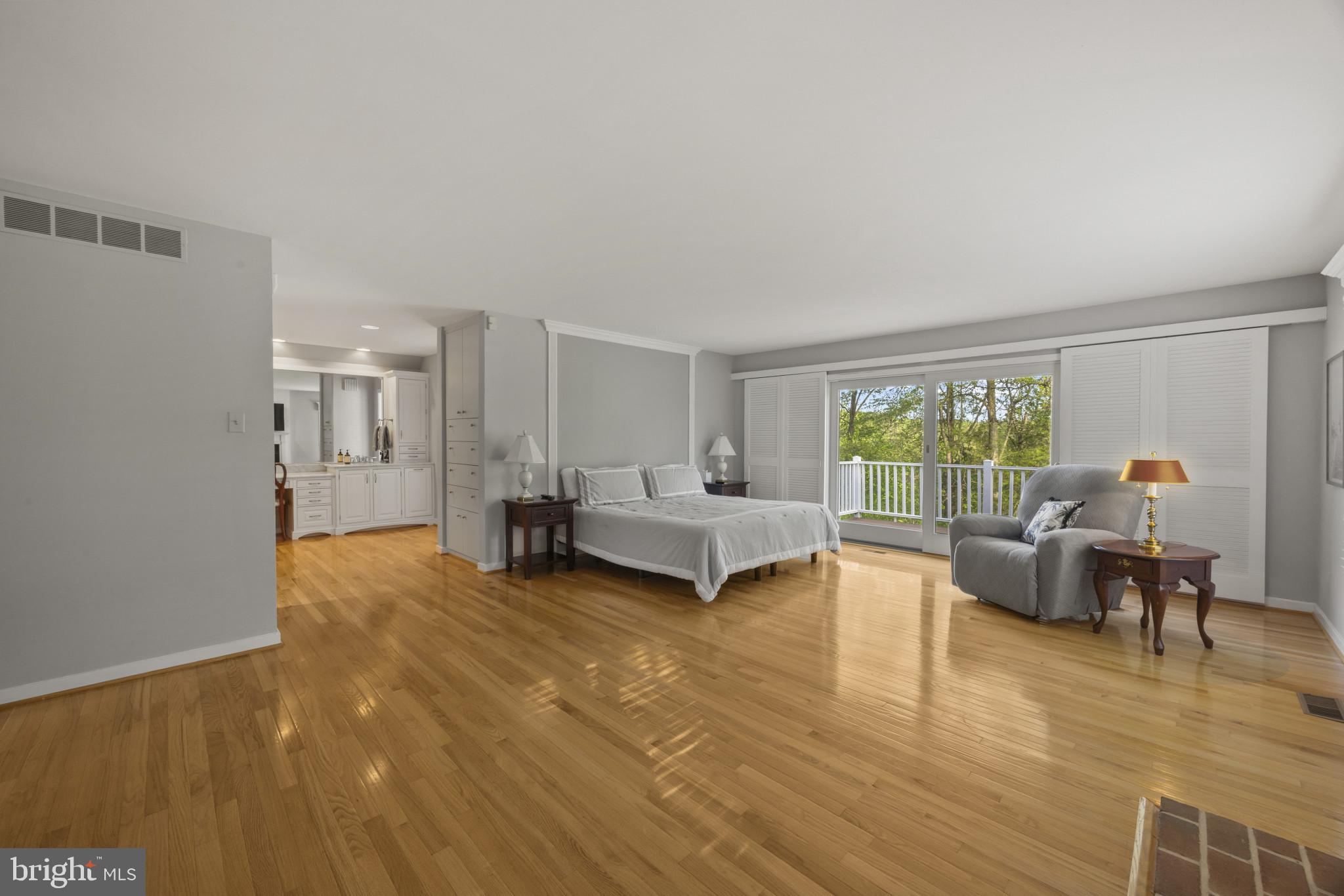 FARSIDE - Residential