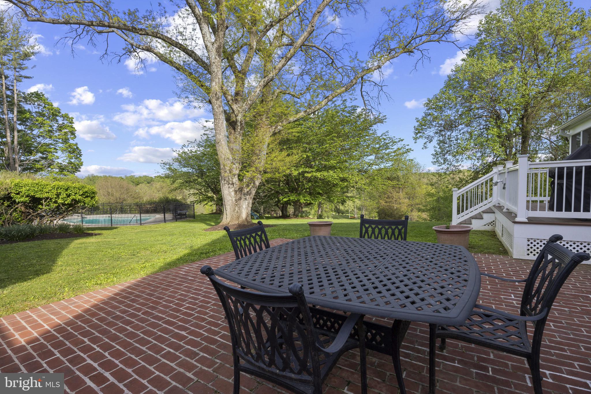 FARSIDE - Residential