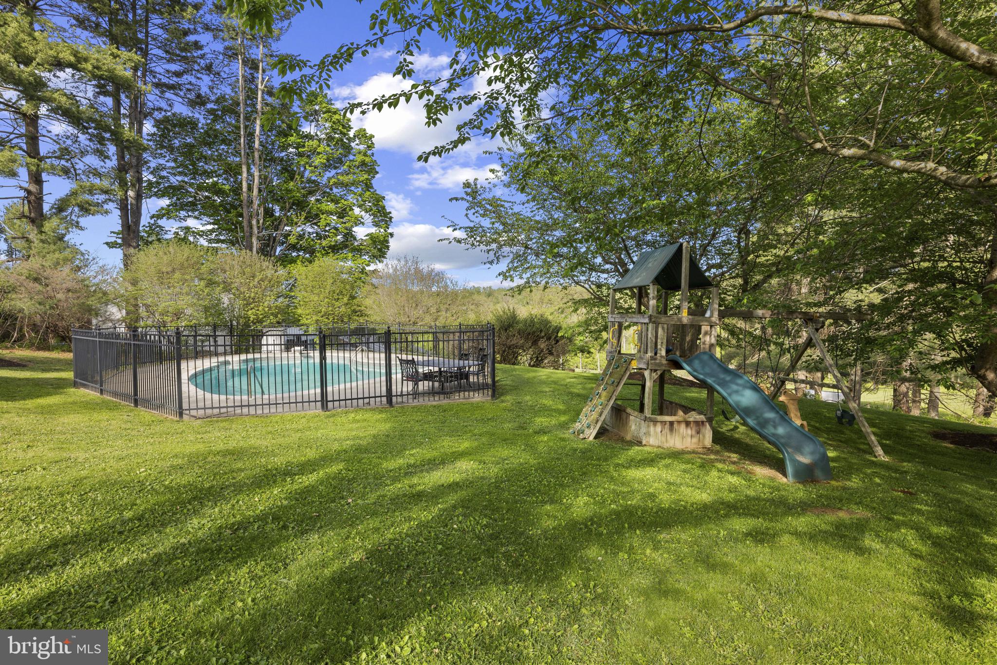 FARSIDE - Residential