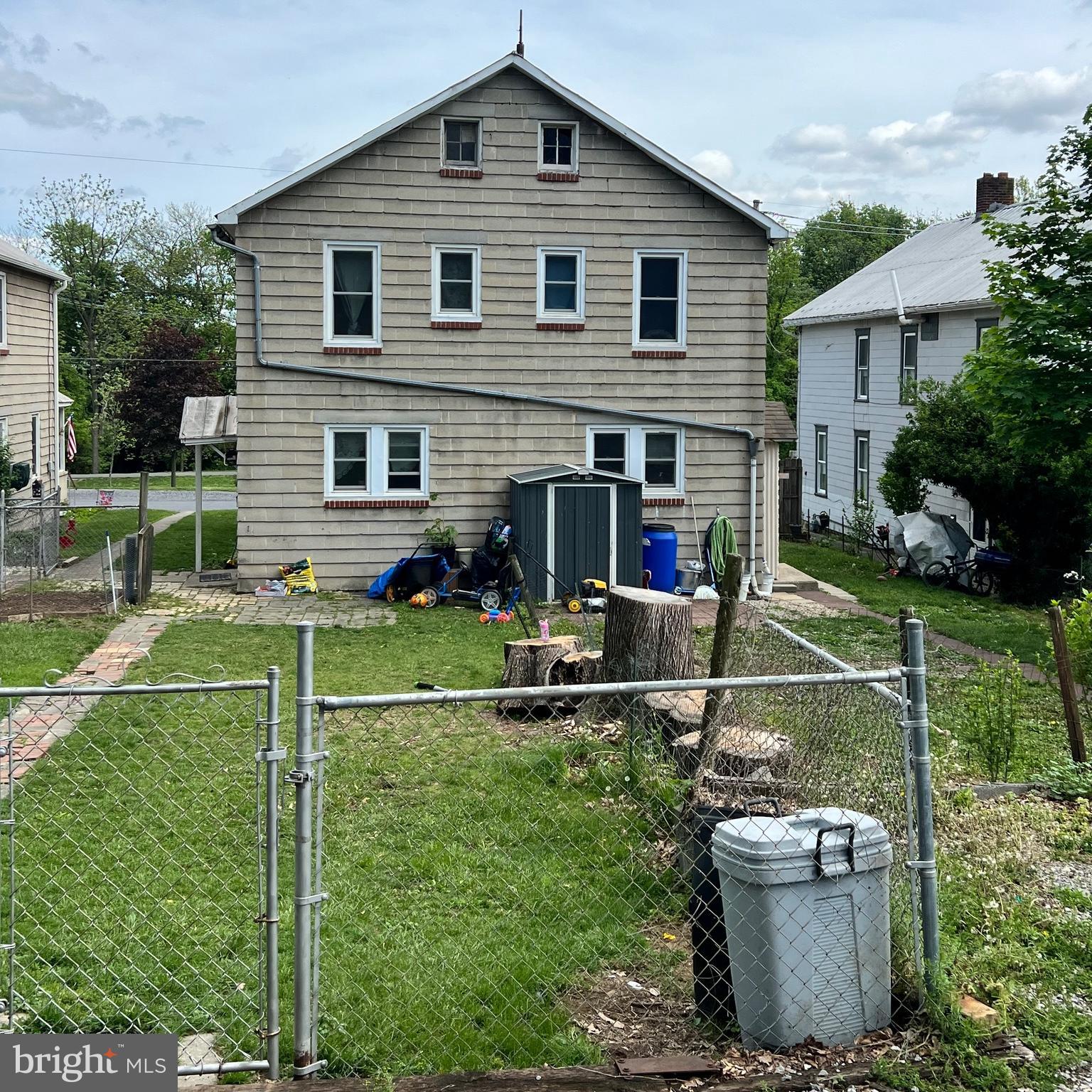 333 & 335 HOOD STREET
