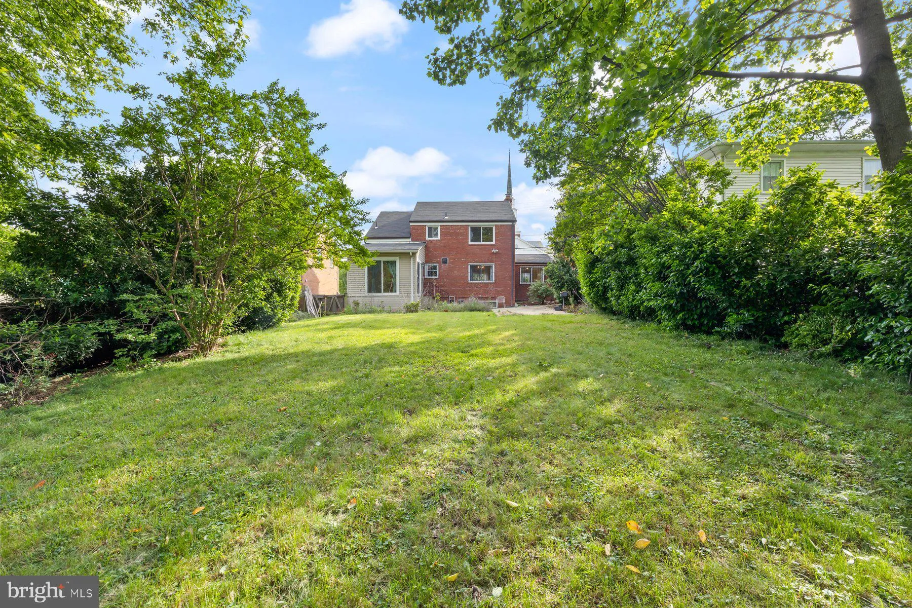 Silver Spring, Maryland 20910, United States, 3 Bedrooms Bedrooms, ,3 BathroomsBathrooms,Residential,Active,143301