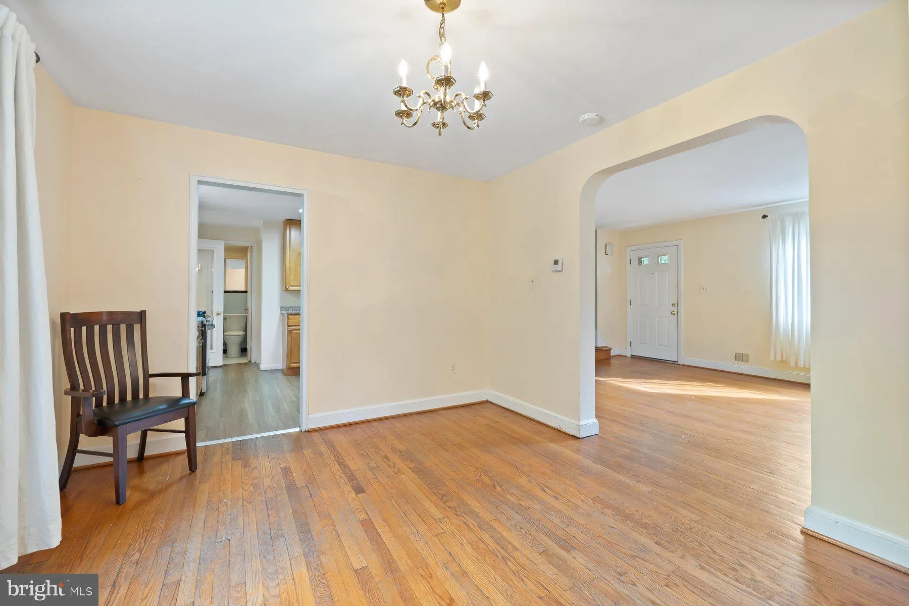 Silver Spring, Maryland 20910, United States, 3 Bedrooms Bedrooms, ,3 BathroomsBathrooms,Residential,Active,143301