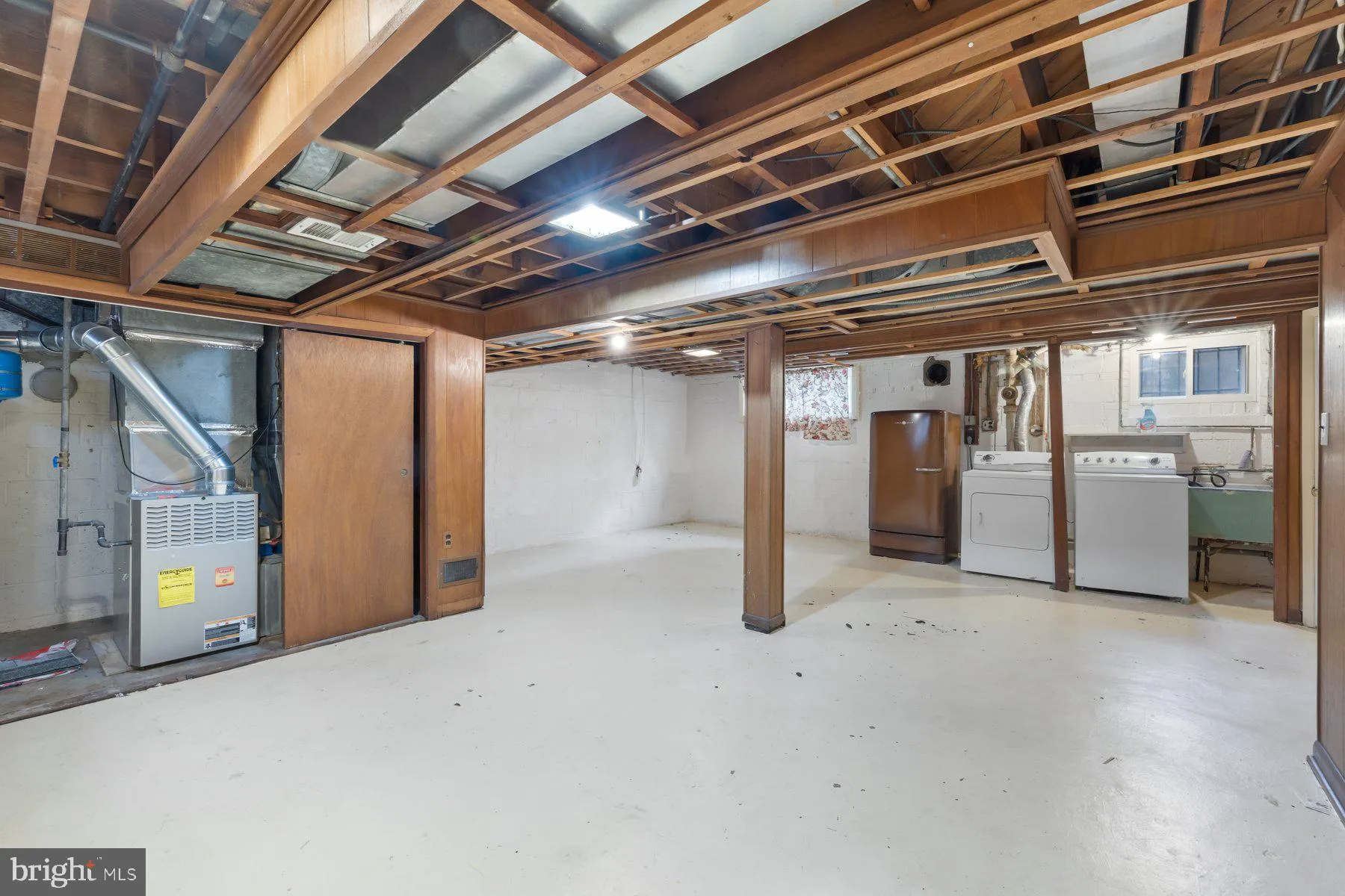 Silver Spring, Maryland 20910, United States, 3 Bedrooms Bedrooms, ,3 BathroomsBathrooms,Residential,Active,143301