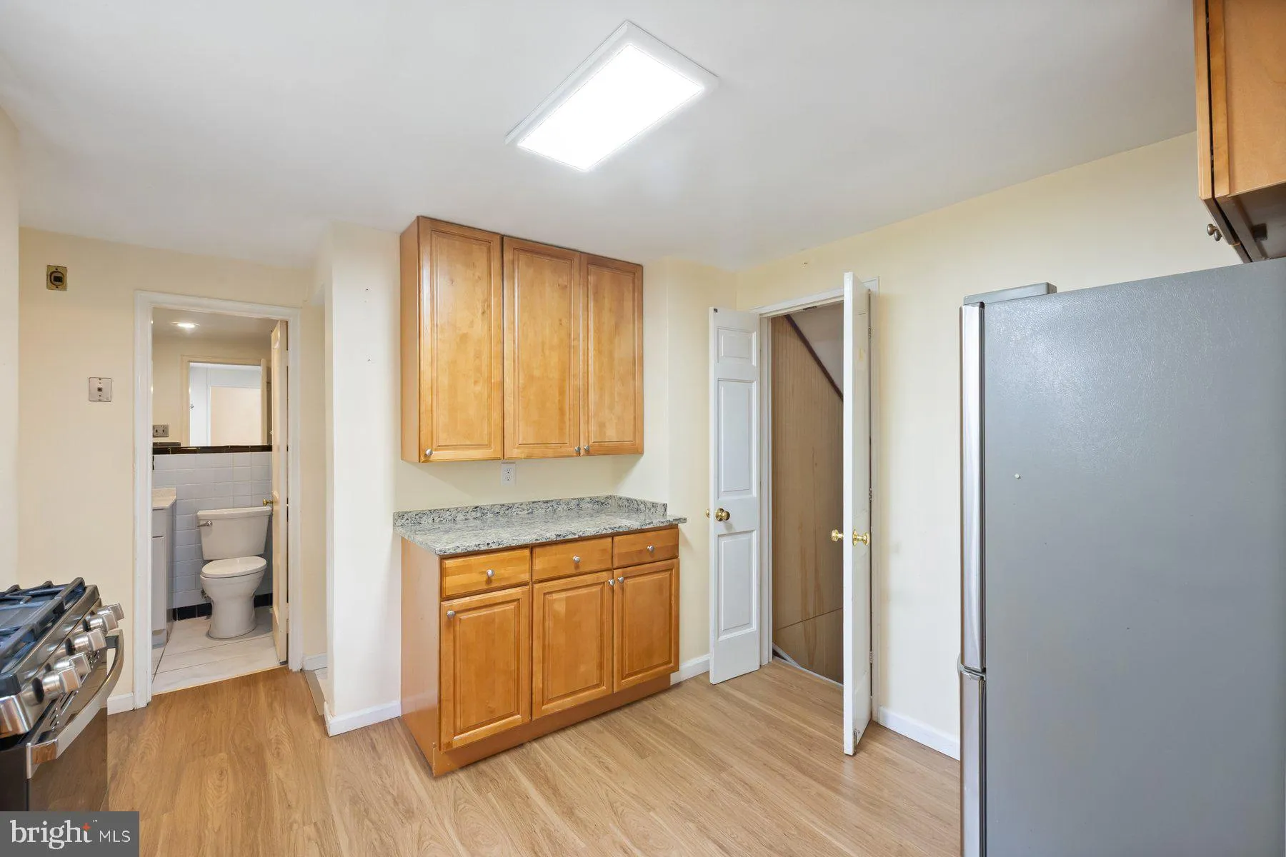 Silver Spring, Maryland 20910, United States, 3 Bedrooms Bedrooms, ,3 BathroomsBathrooms,Residential,Active,143301