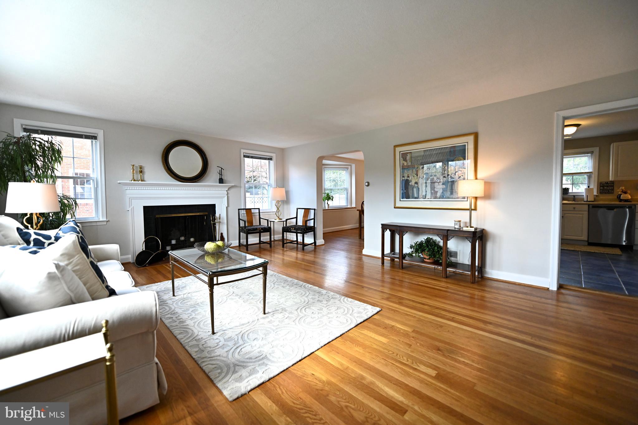 LOCH RAVEN MANOR - Residential