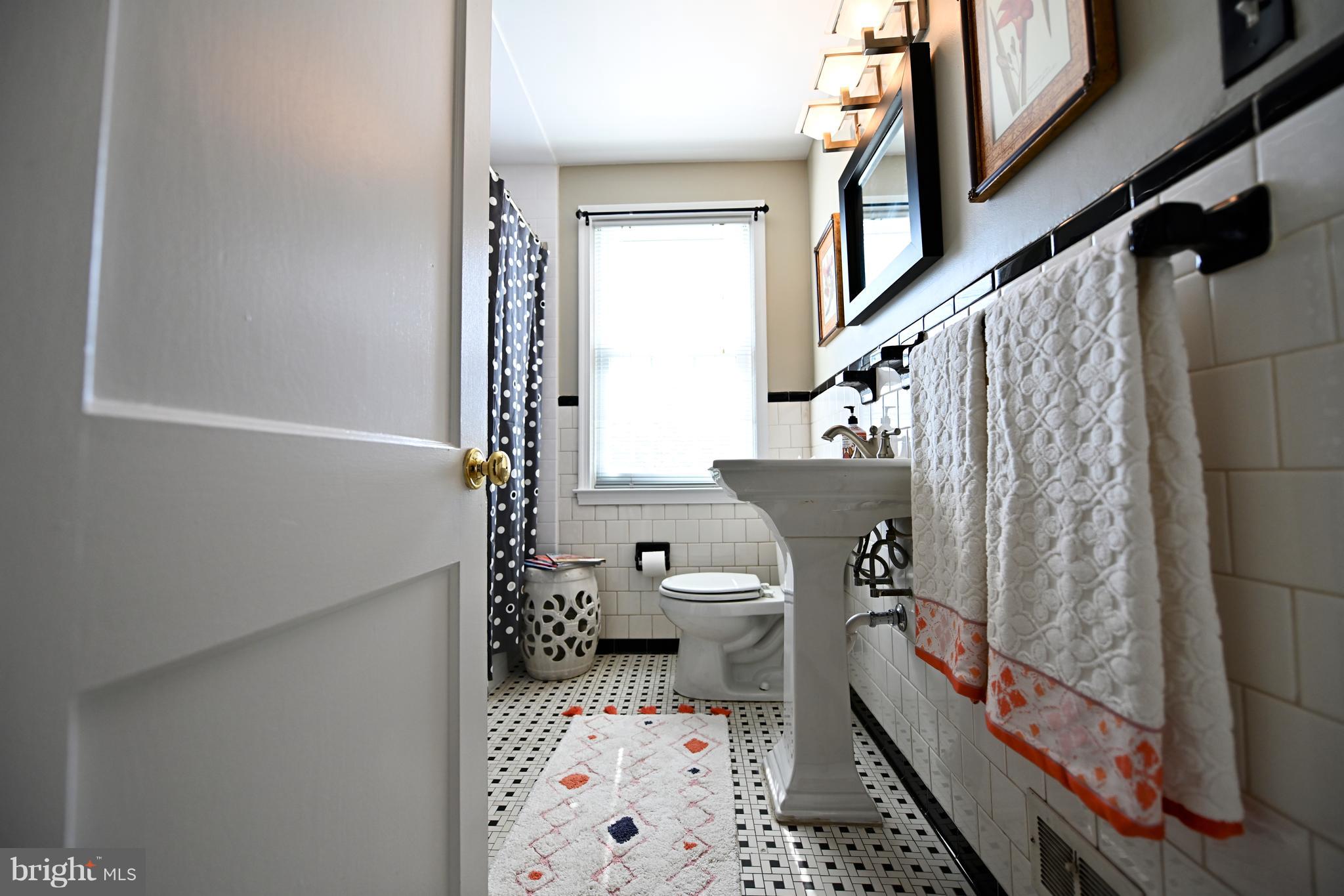 LOCH RAVEN MANOR - Residential