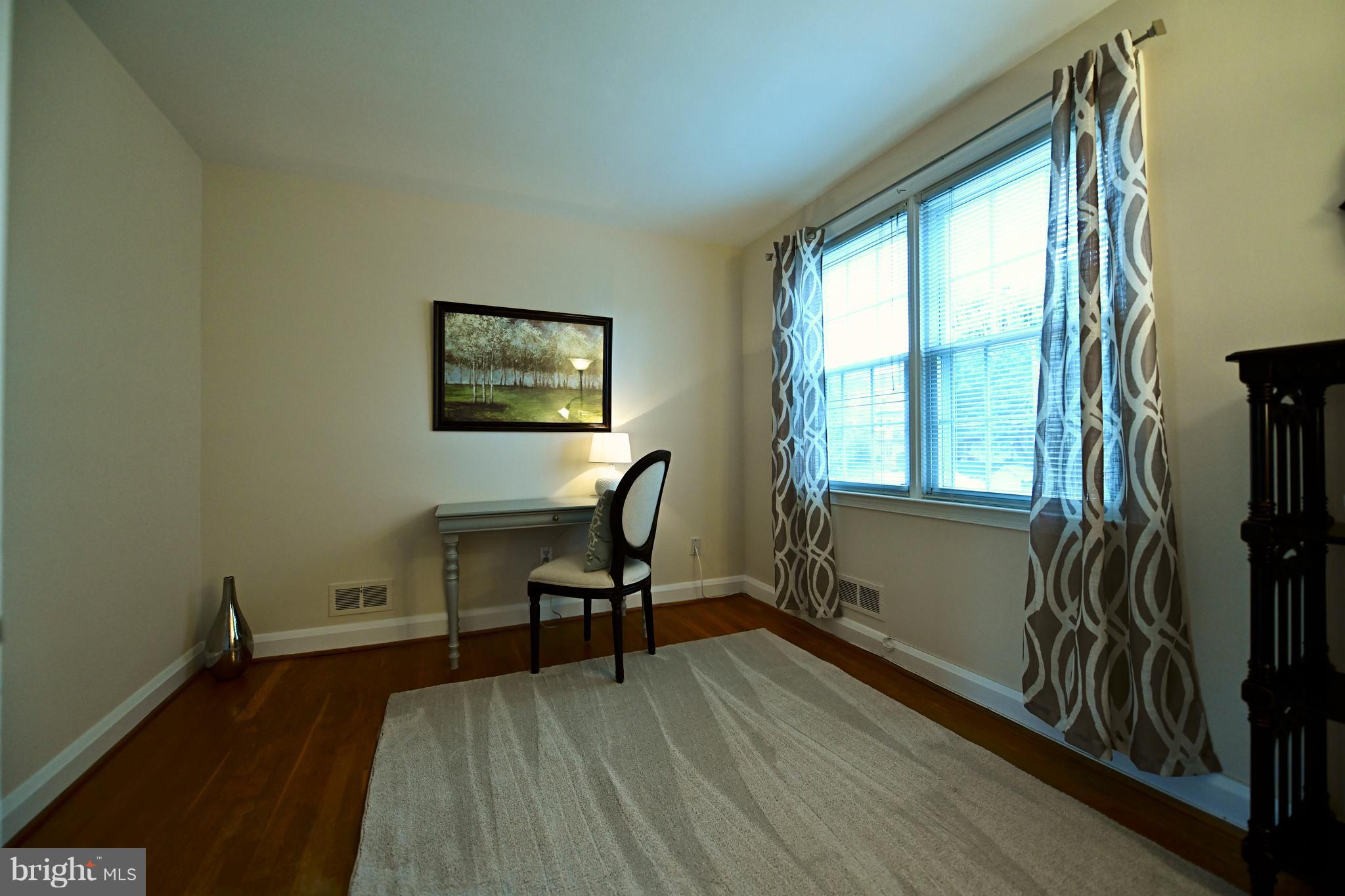 LOCH RAVEN MANOR - Residential