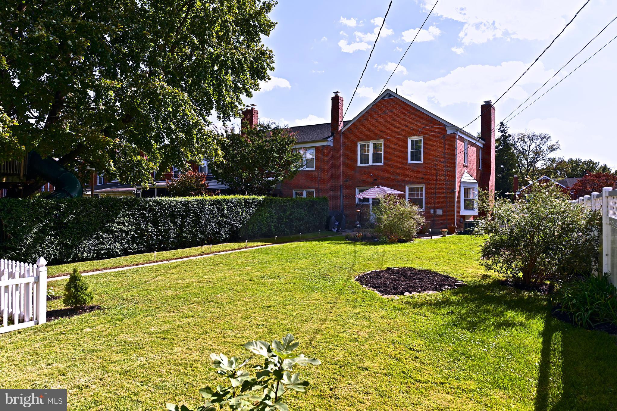 LOCH RAVEN MANOR - Residential