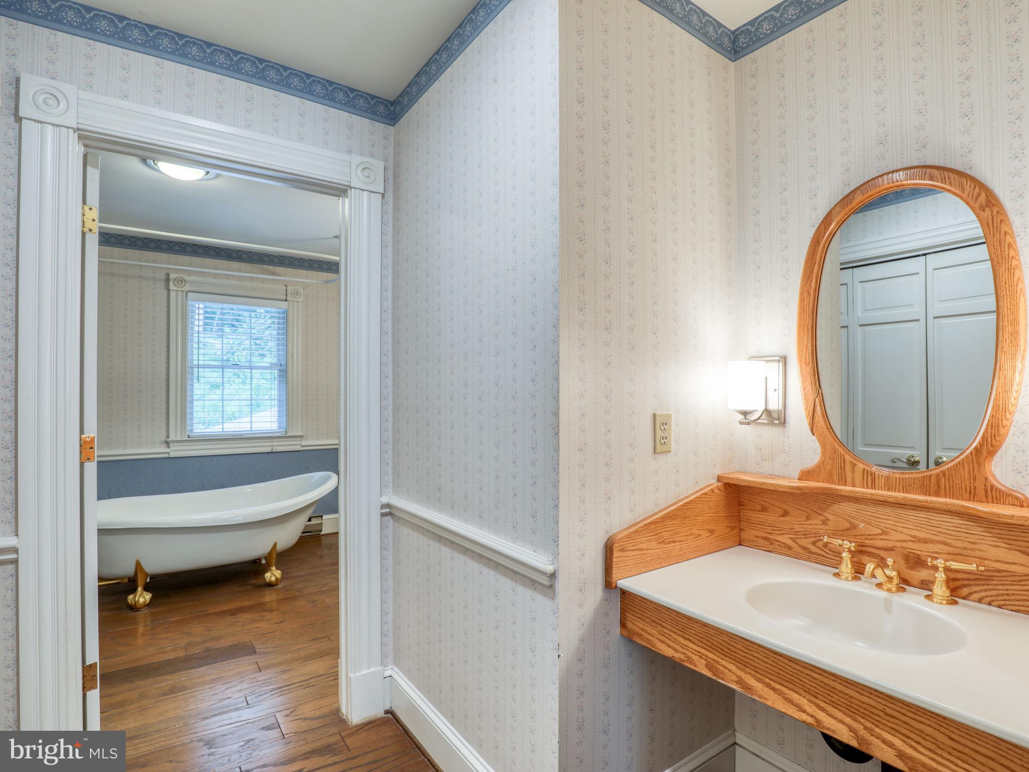 GLEN HAVEN - Residential