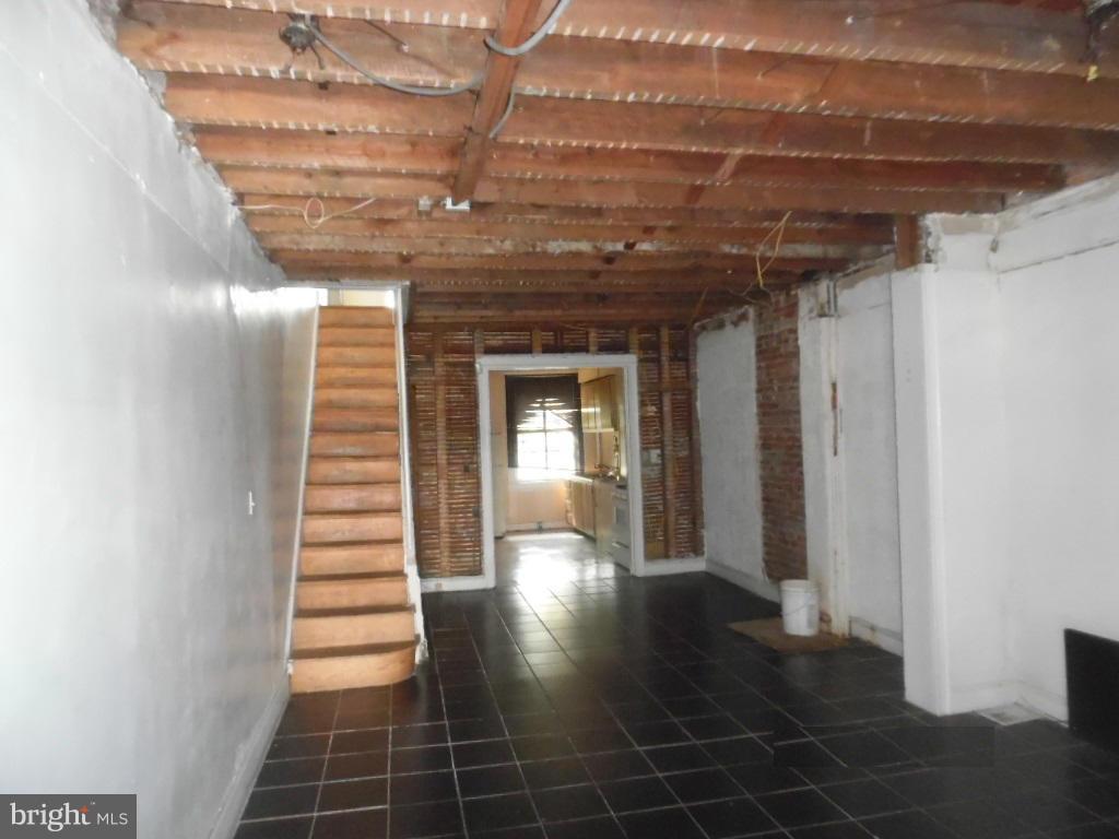 COLD SPRING NEWTOWN - Residential